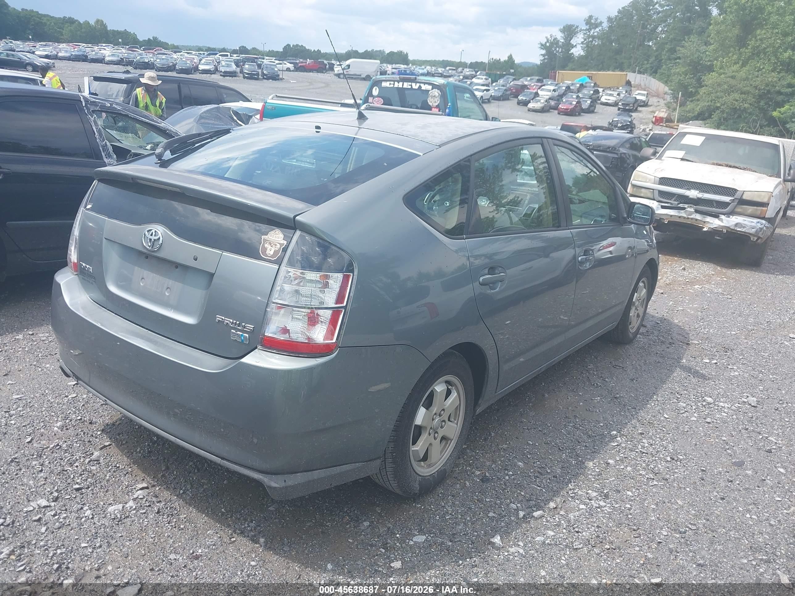 2005 Toyota Prius   Gray vin: JTDKB20U853020004