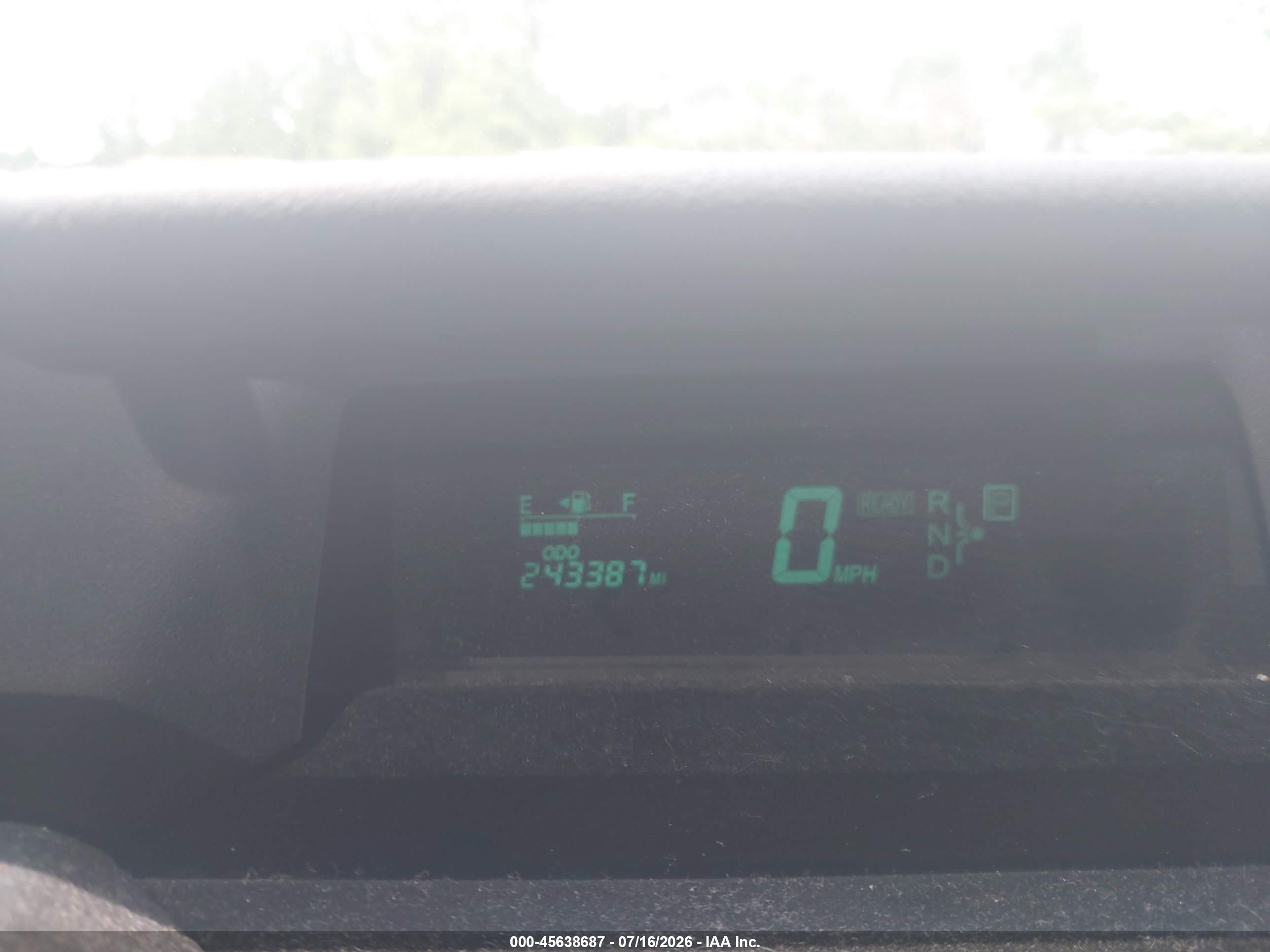 2005 Toyota Prius   Gray vin: JTDKB20U853020004