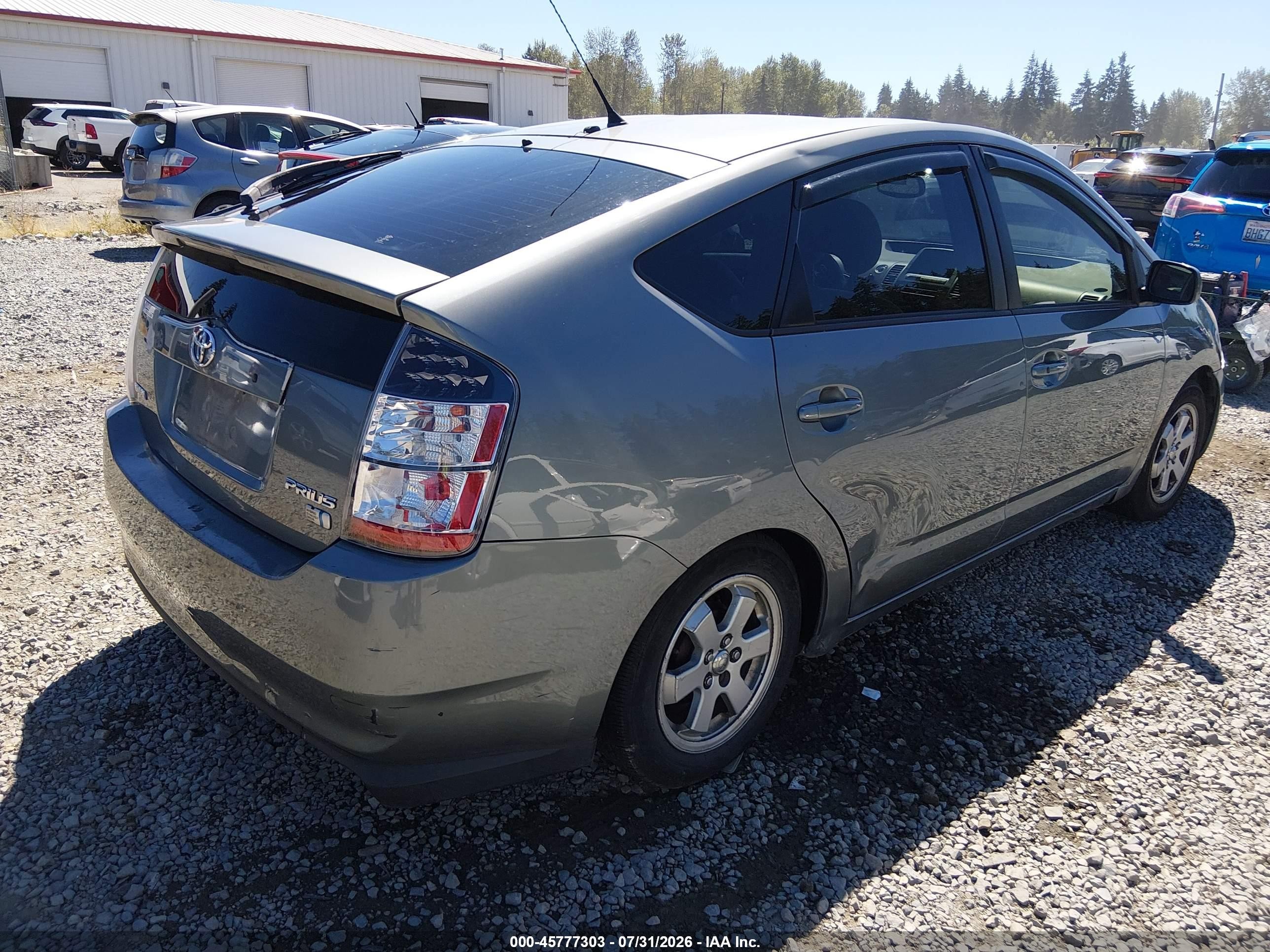 2005 Toyota Prius   Gray vin: JTDKB20U853025901
