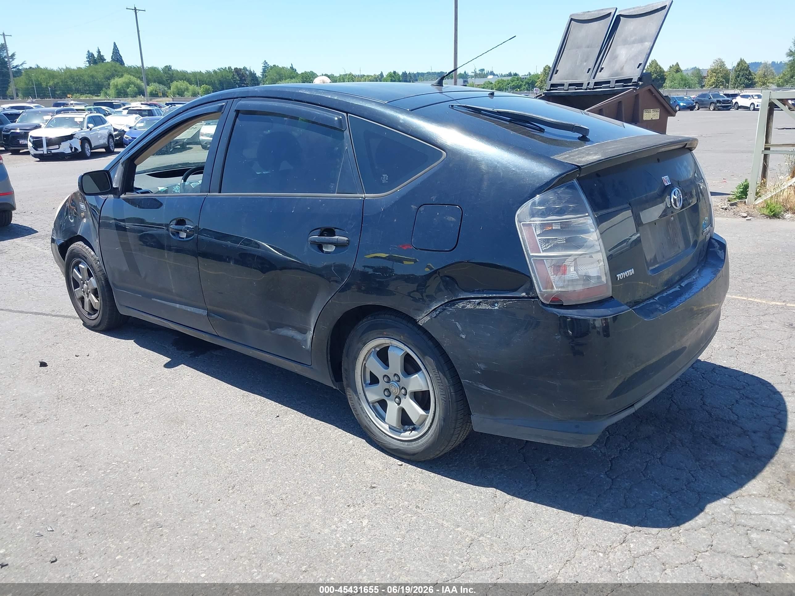 2005 Toyota Prius   Black vin: JTDKB20U853028071