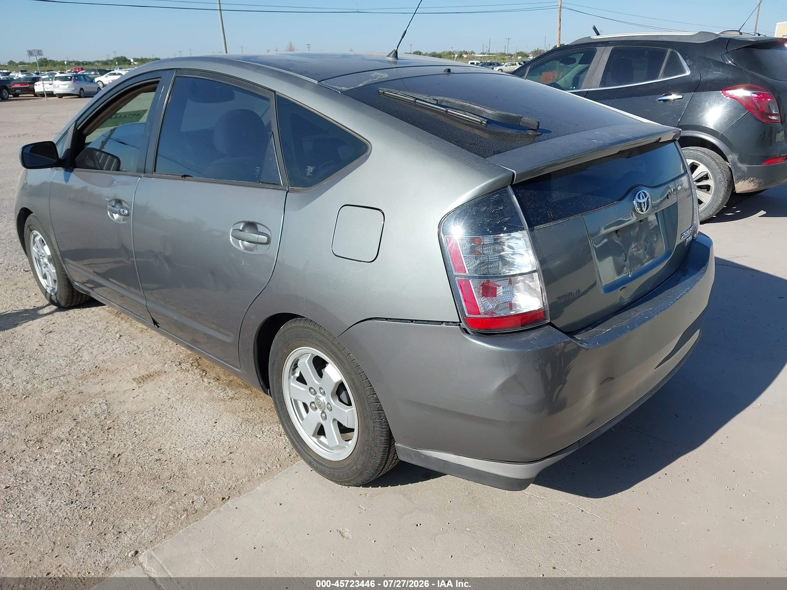 2005 Toyota Prius   Gray vin: JTDKB20U853029737