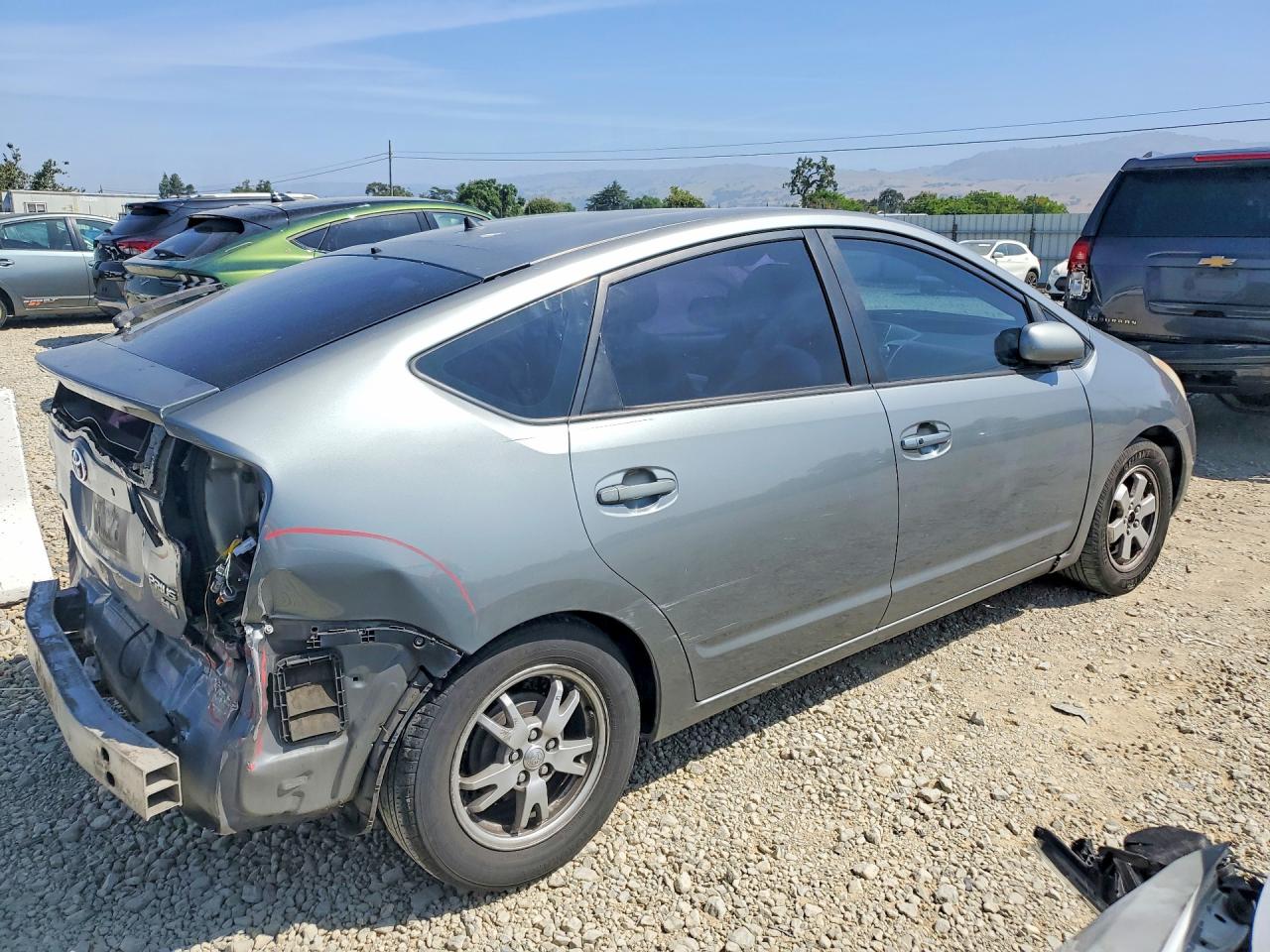 2005 Toyota Prius Base Silver vin: JTDKB20U853036509