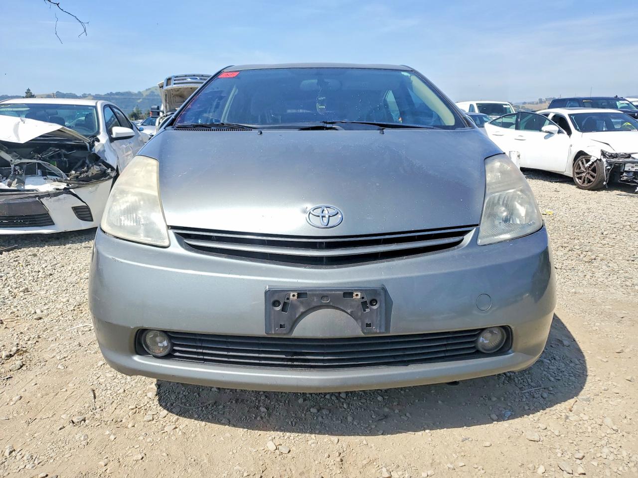 2005 Toyota Prius Base Silver vin: JTDKB20U853036509