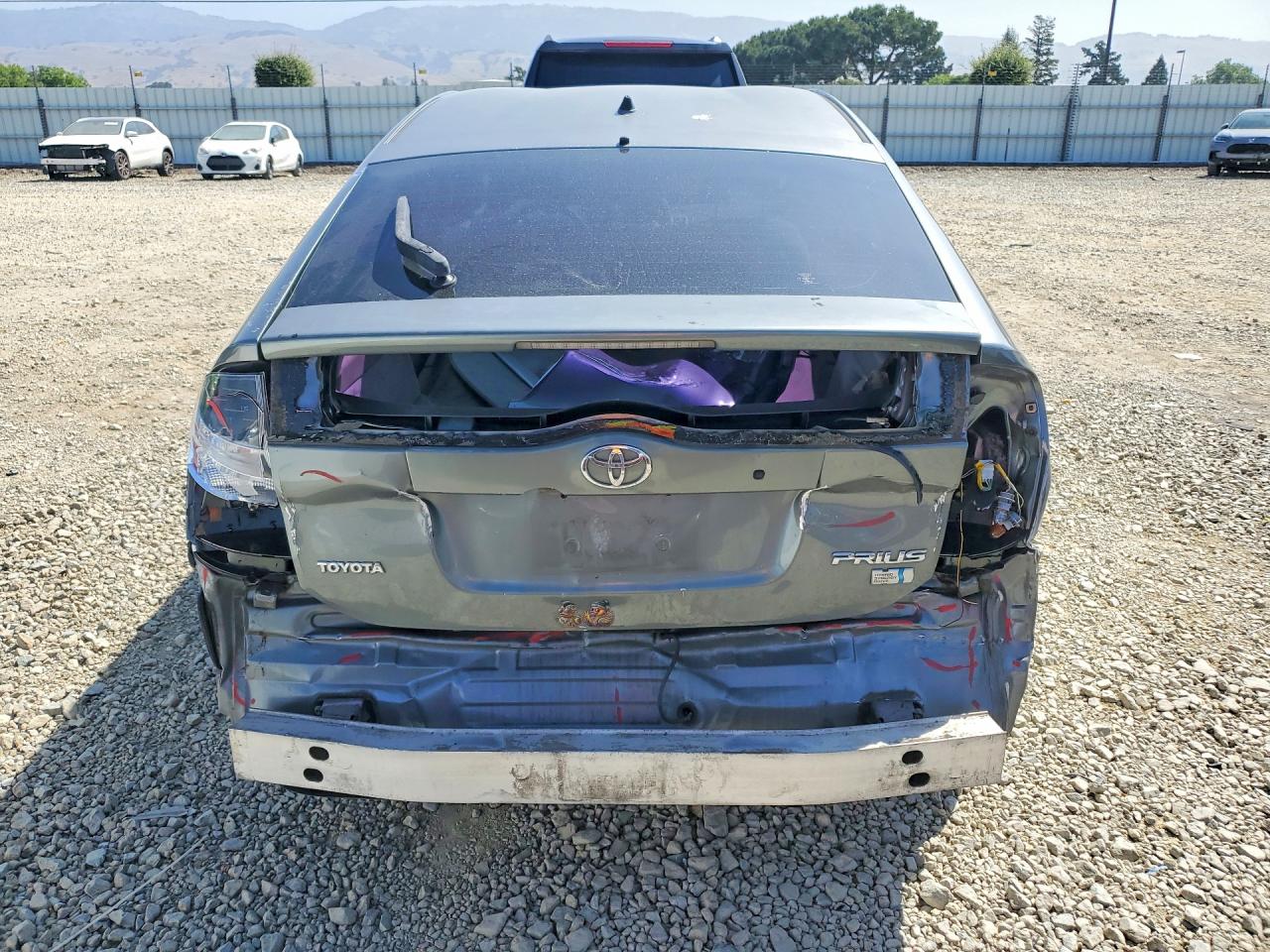 2005 Toyota Prius Base Silver vin: JTDKB20U853036509