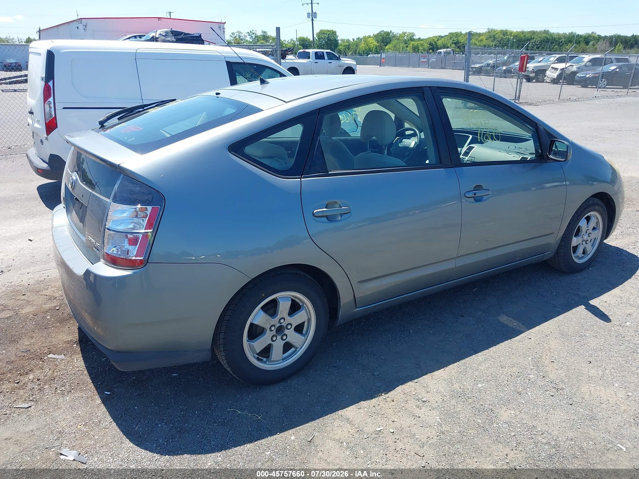 2005 Toyota Prius   Gray vin: JTDKB20U853041399