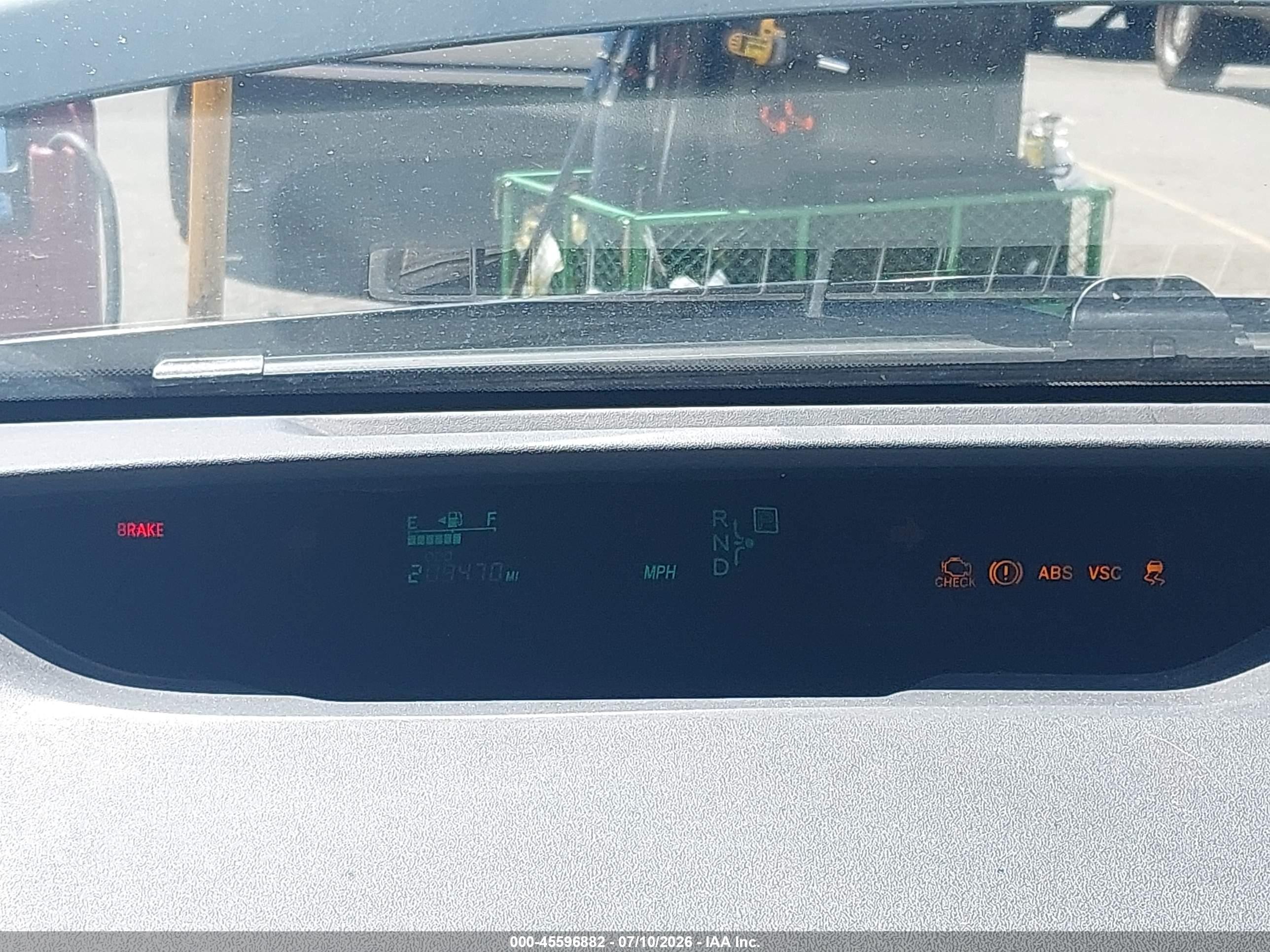 2005 Toyota Prius   Серебряный vin: JTDKB20U853044805