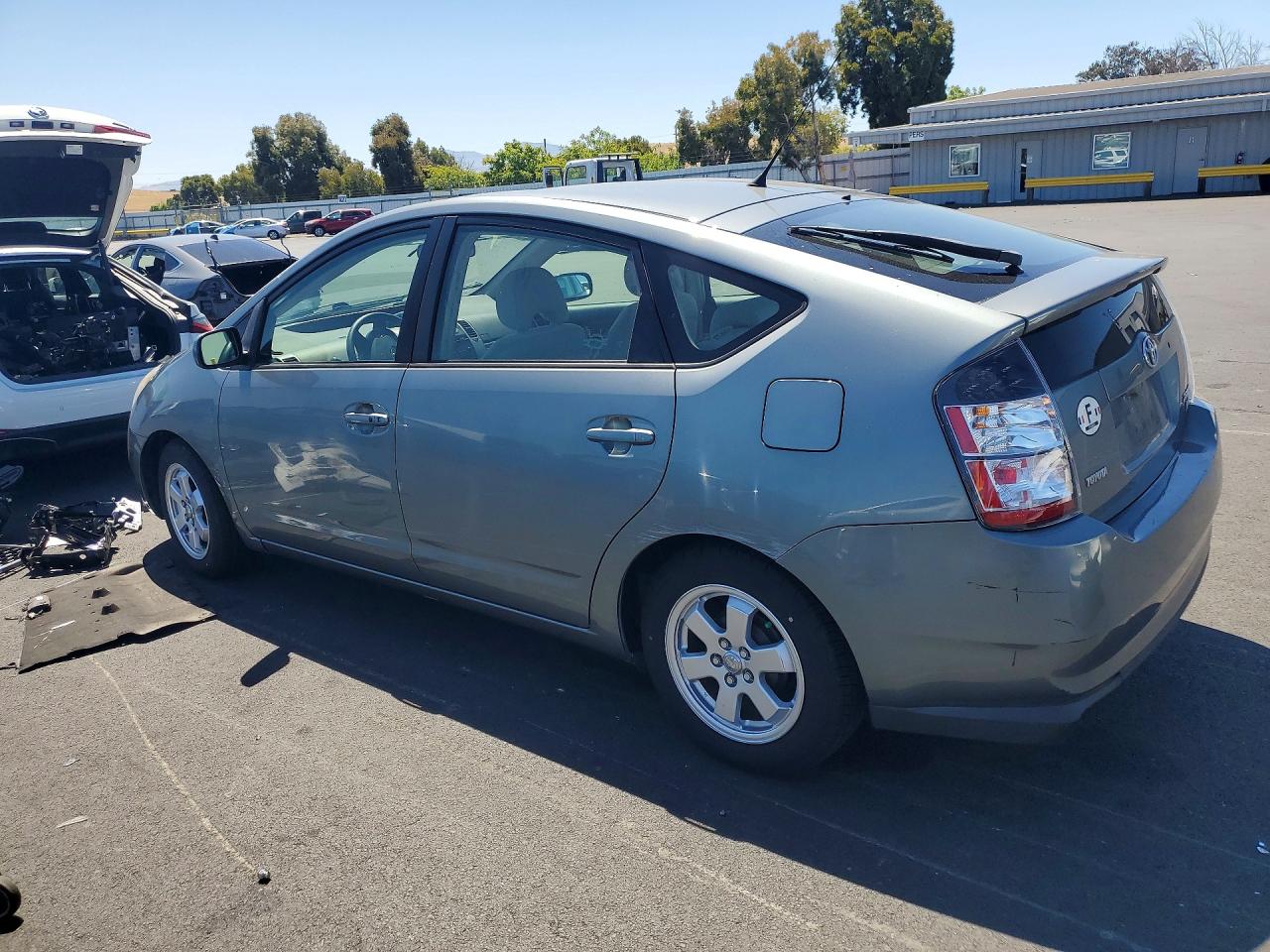 2005 Toyota Prius Base Gray vin: JTDKB20U853079537