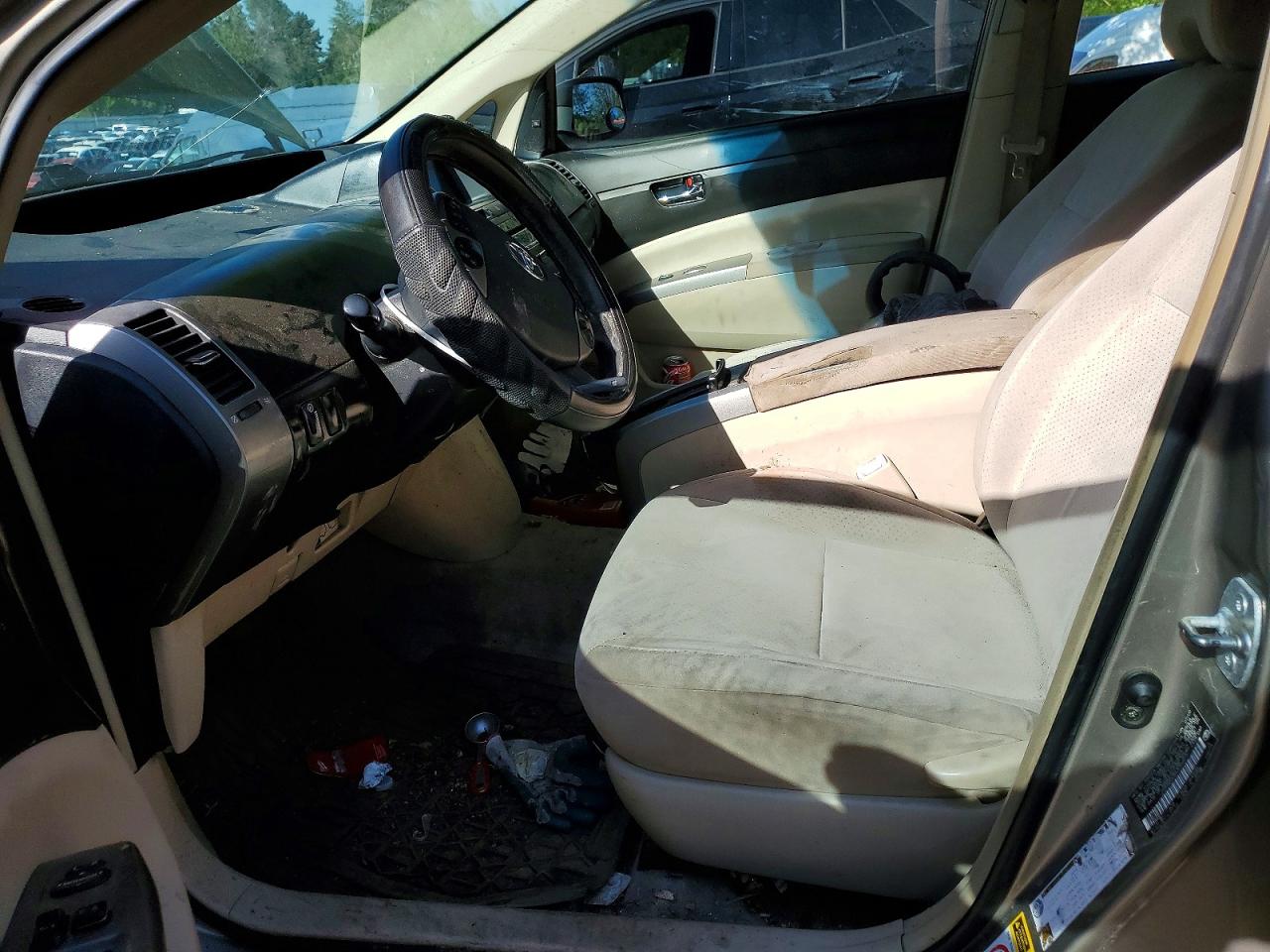 2005 Toyota Prius Base Tan vin: JTDKB20U853094510