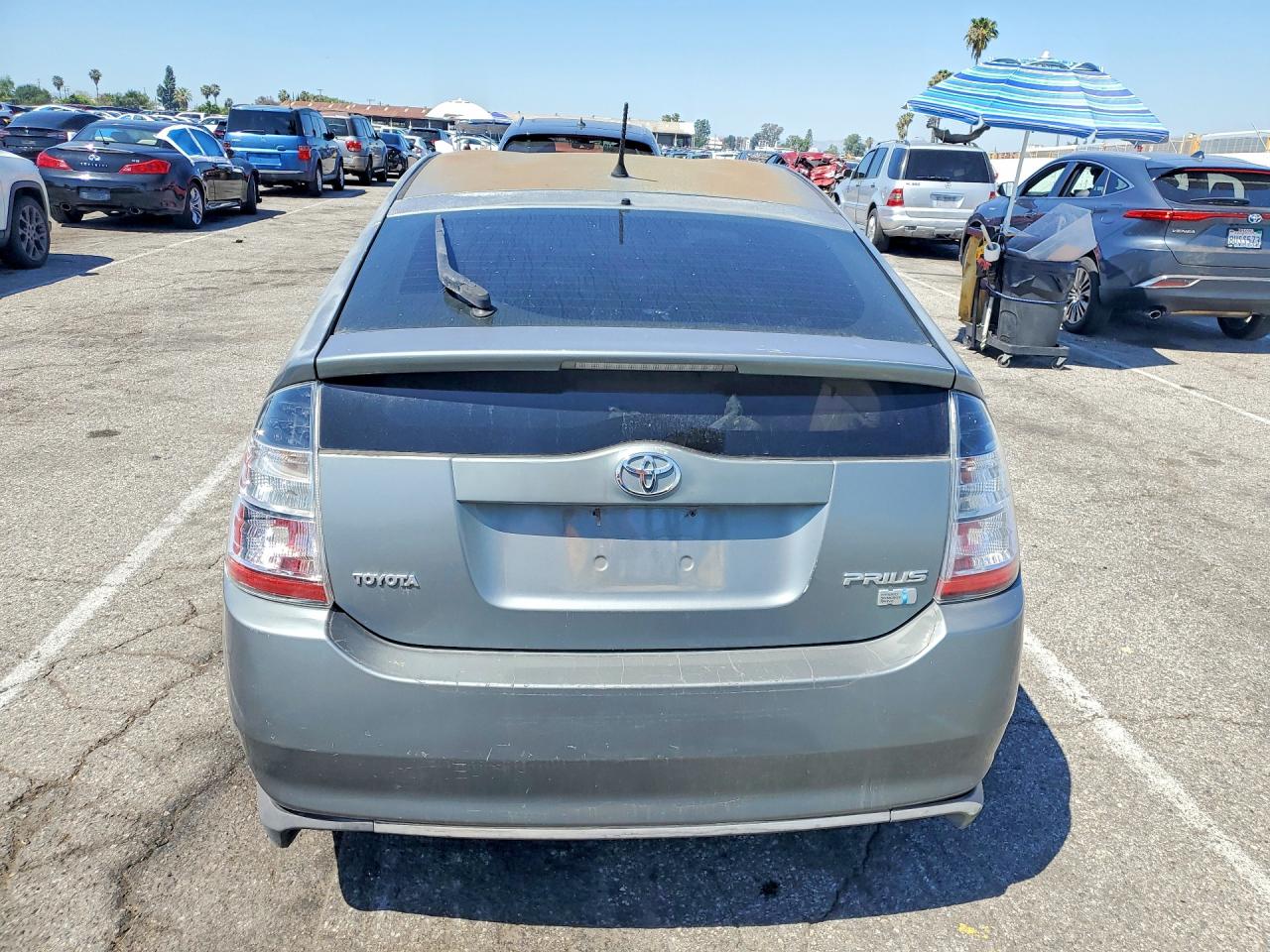 2005 Toyota Prius Base Green vin: JTDKB20U853104145