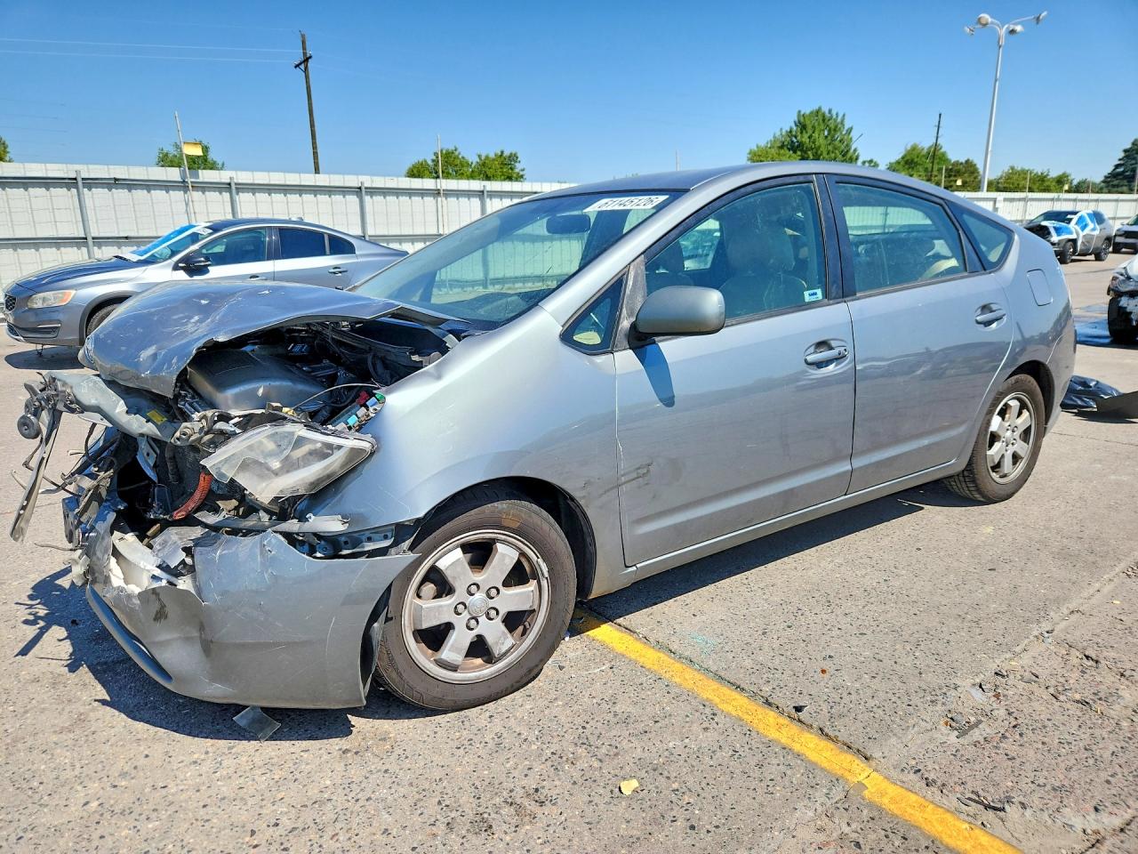 2005 Toyota Prius Base Charcoal vin: JTDKB20U853109913