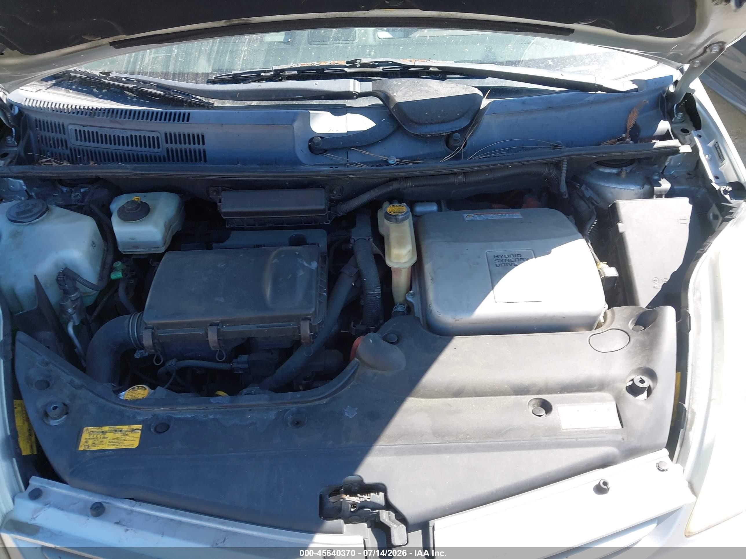 2005 Toyota Prius   Silver vin: JTDKB20U857027978