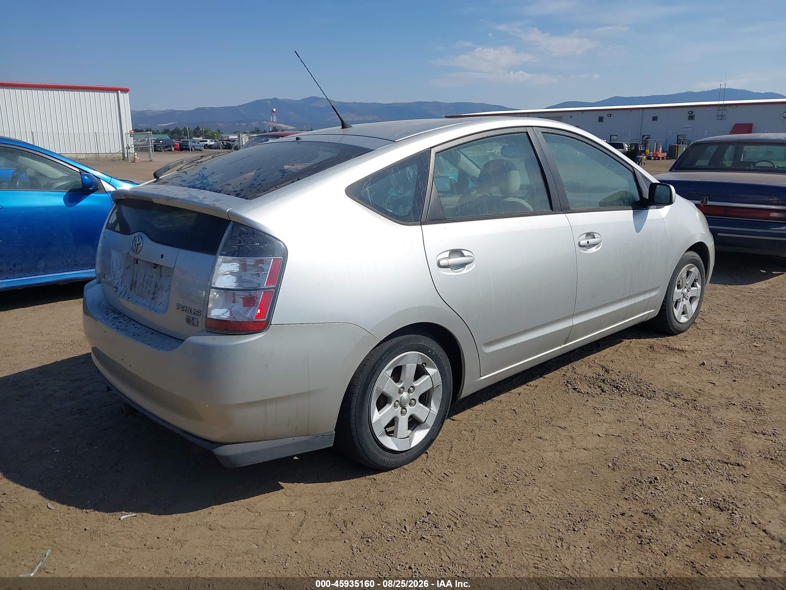 2005 Toyota Prius   Silver vin: JTDKB20U857031321