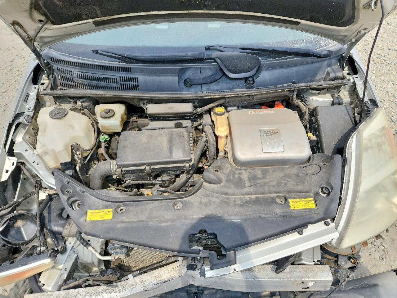 2005 Toyota Prius Base Silver vin: JTDKB20U857032940