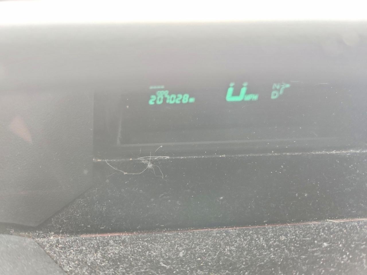 2005 Toyota Prius Base Silver vin: JTDKB20U857032940
