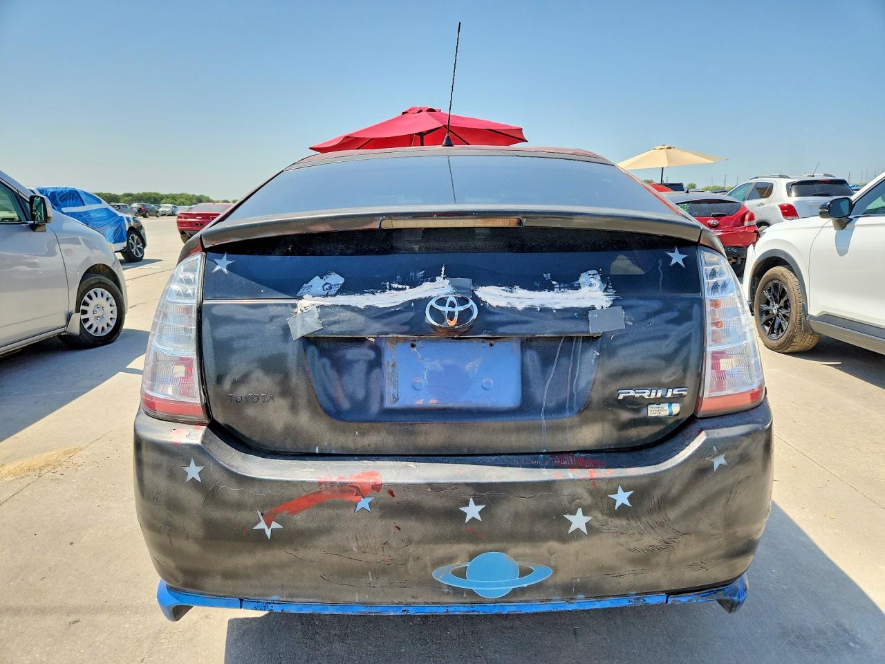 2005 Toyota Prius Base Red vin: JTDKB20U857049351