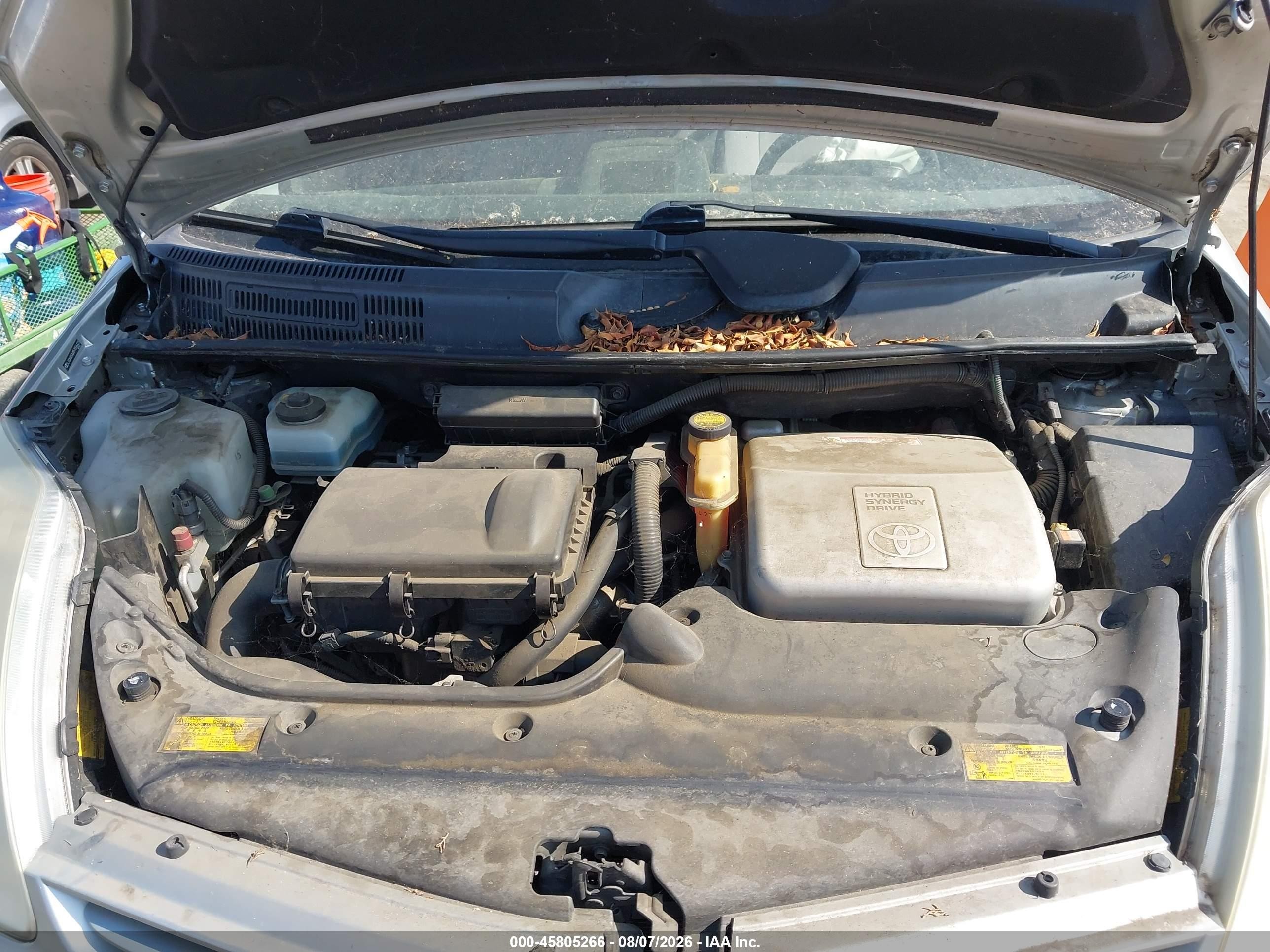 2005 Toyota Prius   Silver vin: JTDKB20U857056333
