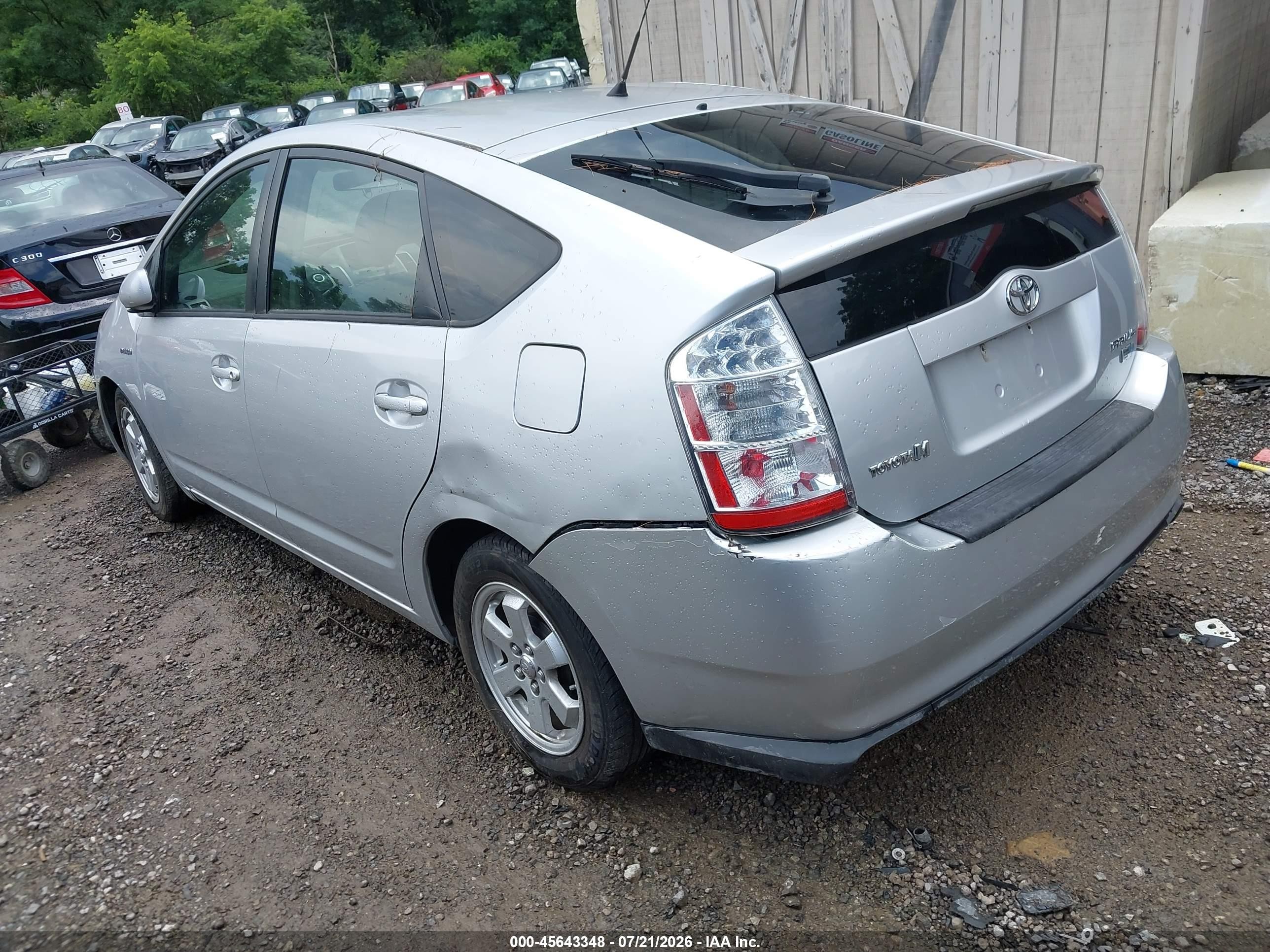 2006 Toyota Prius   Silver vin: JTDKB20U863131105