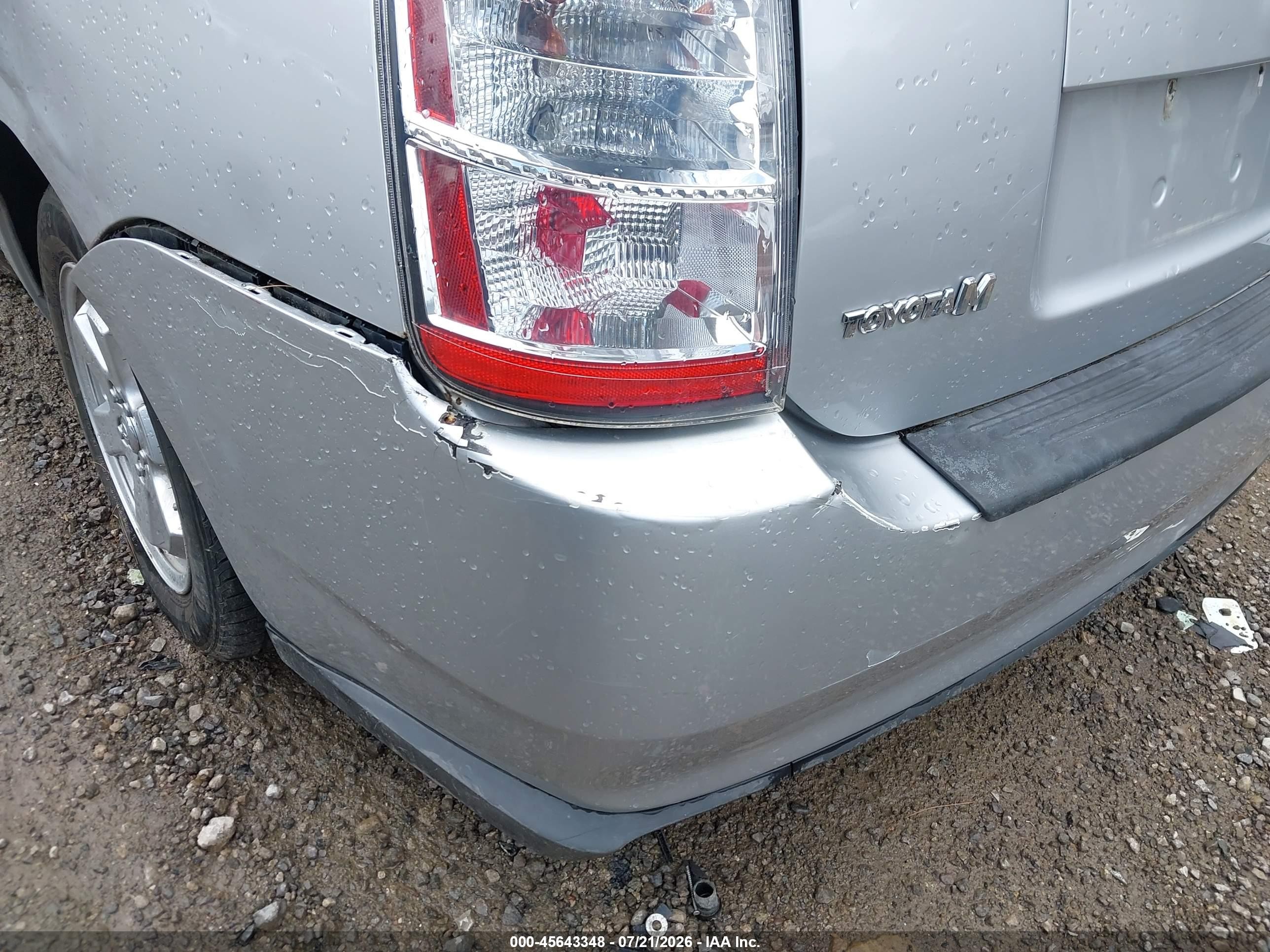 2006 Toyota Prius   Silver vin: JTDKB20U863131105