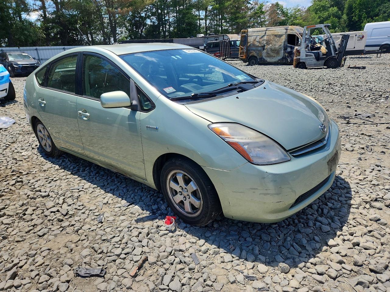 2006 Toyota Prius Base Green vin: JTDKB20U863131329