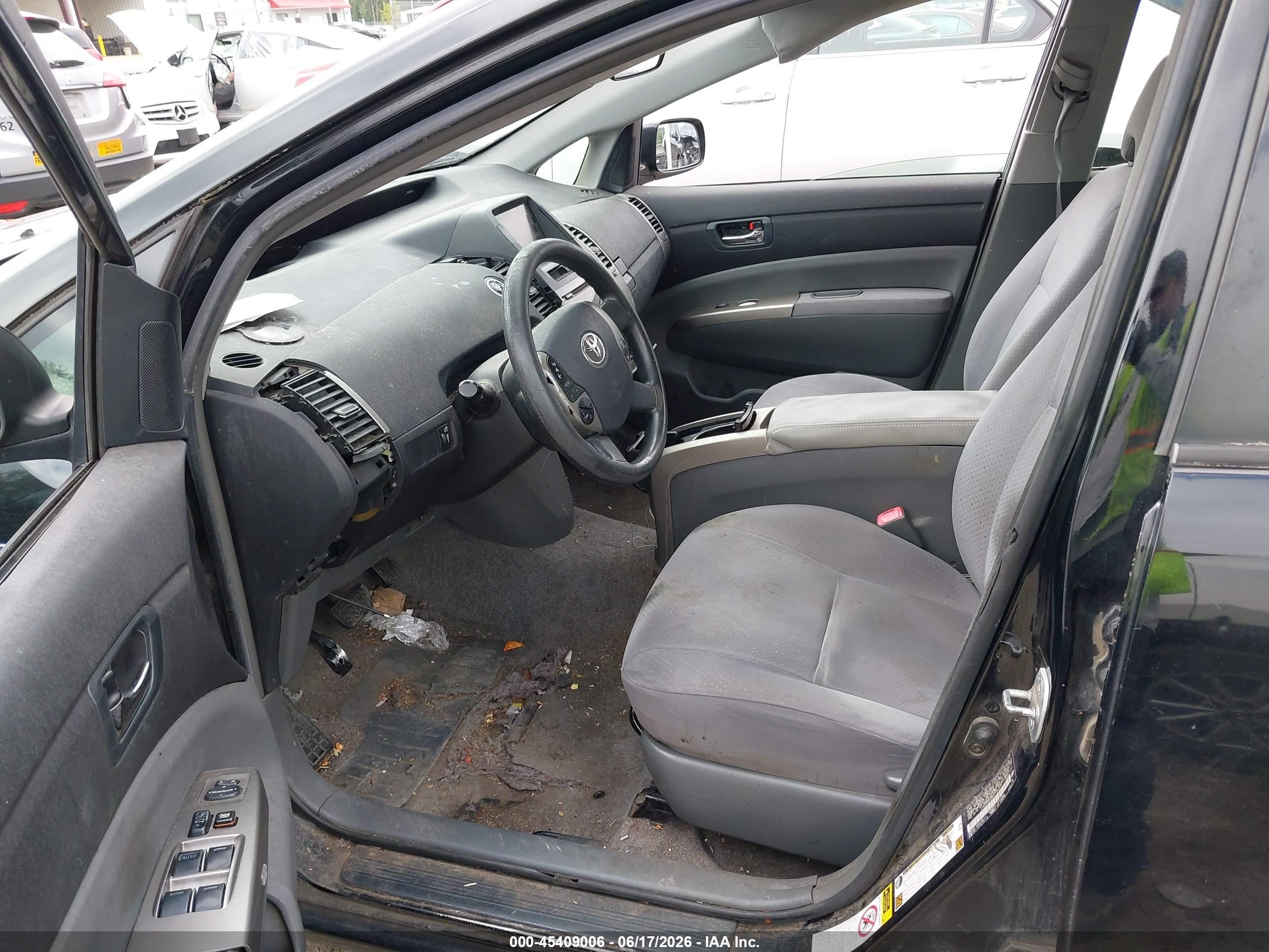 2006 Toyota Prius   Black vin: JTDKB20U863136028