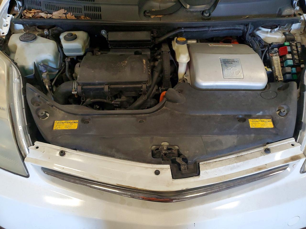 2006 Toyota Prius Base White vin: JTDKB20U863137373