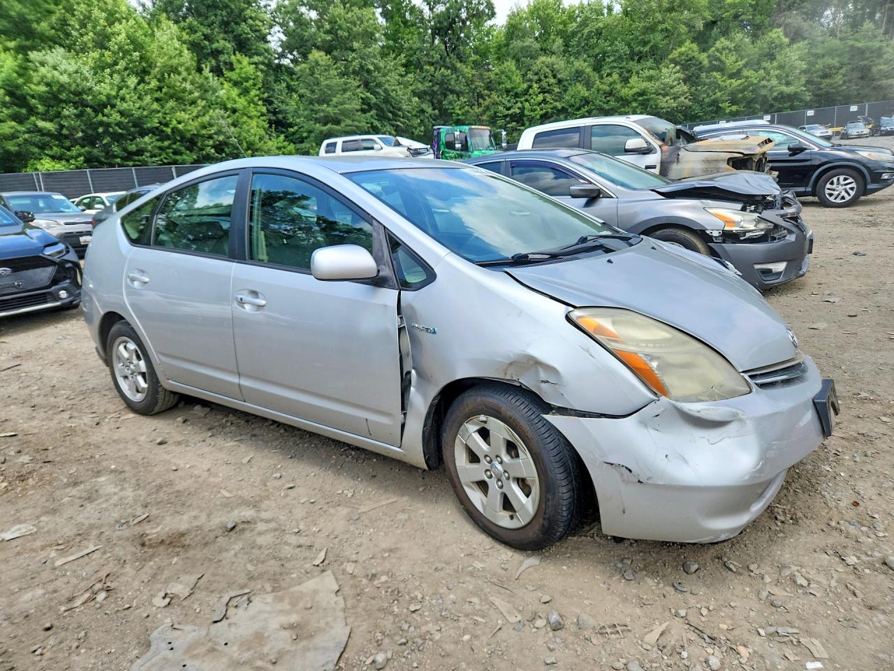 2006 Toyota Prius Base Silver vin: JTDKB20U863155372