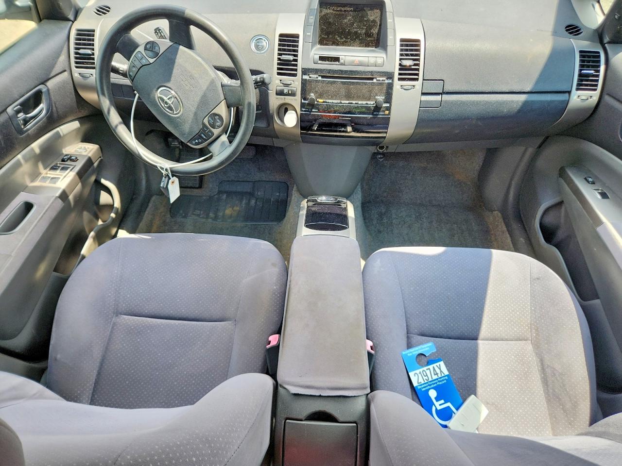 2006 Toyota Prius Base Silver vin: JTDKB20U863155372