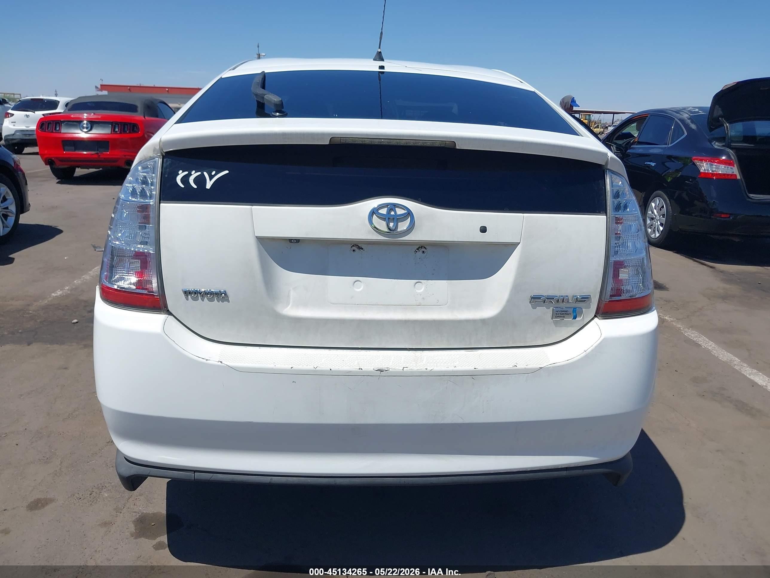 2006 Toyota Prius   White vin: JTDKB20U863175914