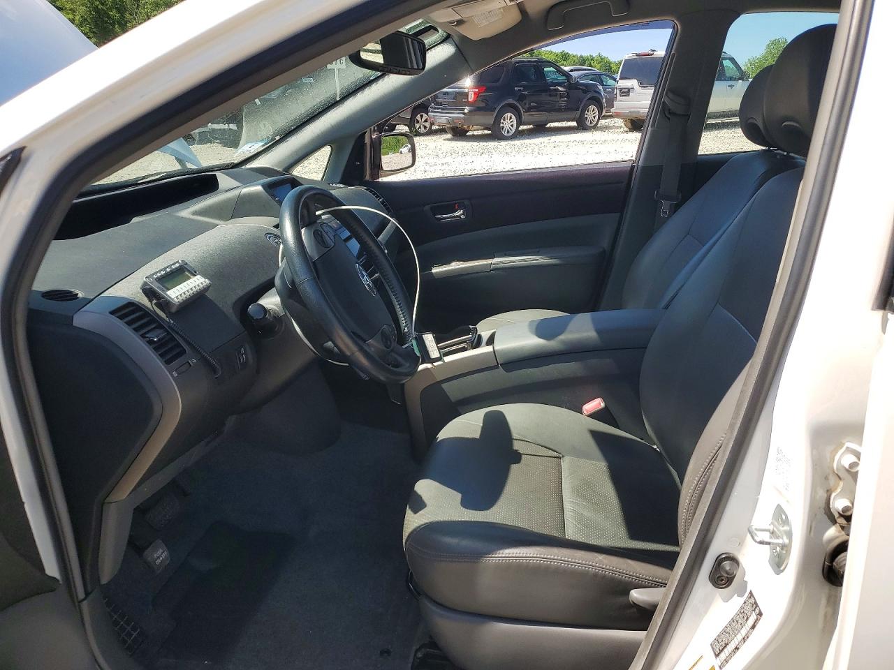 2006 Toyota Prius Base White vin: JTDKB20U863201864