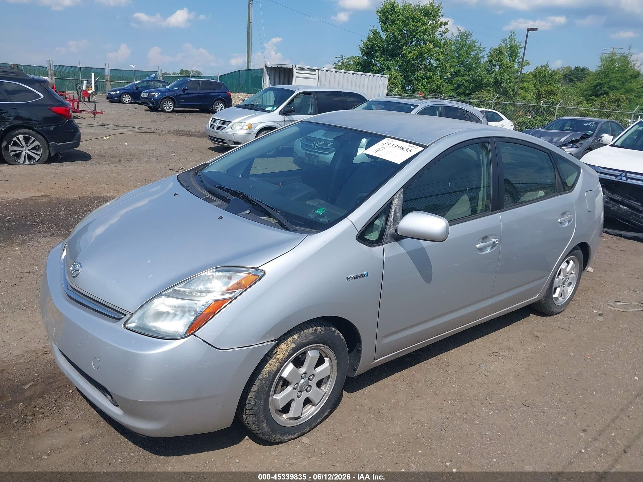 2006 Toyota Prius Silver vin: JTDKB20U867079788