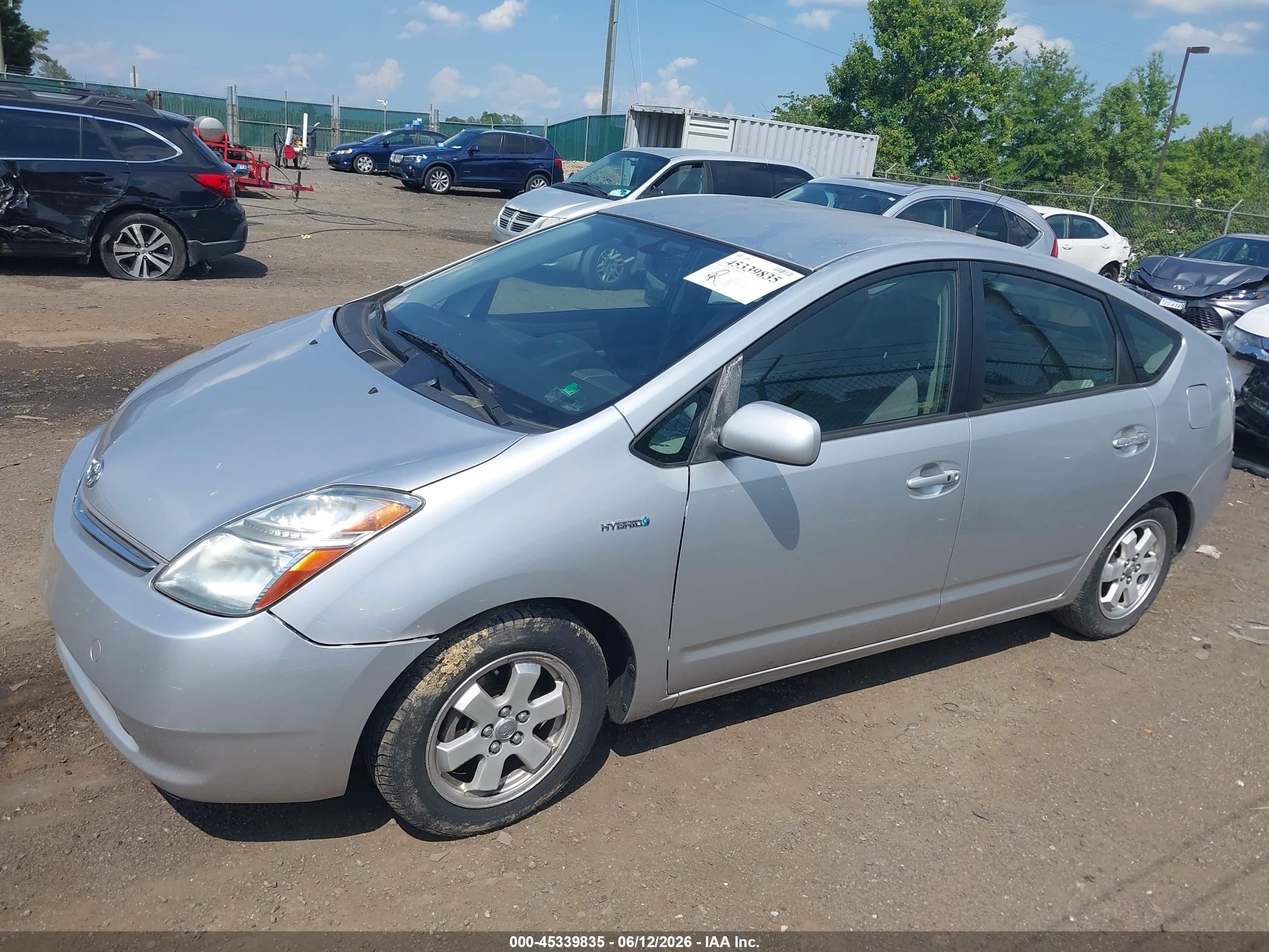 2006 Toyota Prius Silver vin: JTDKB20U867079788