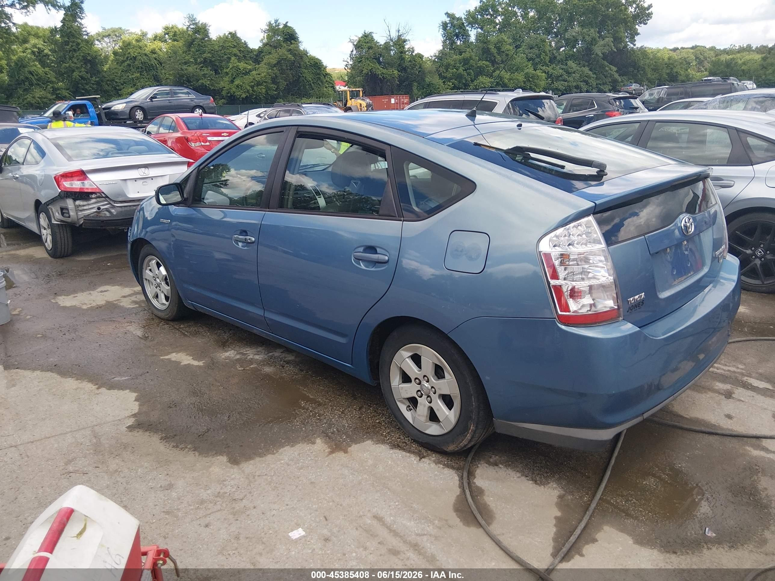 2006 Toyota Prius   Blue vin: JTDKB20U867500568