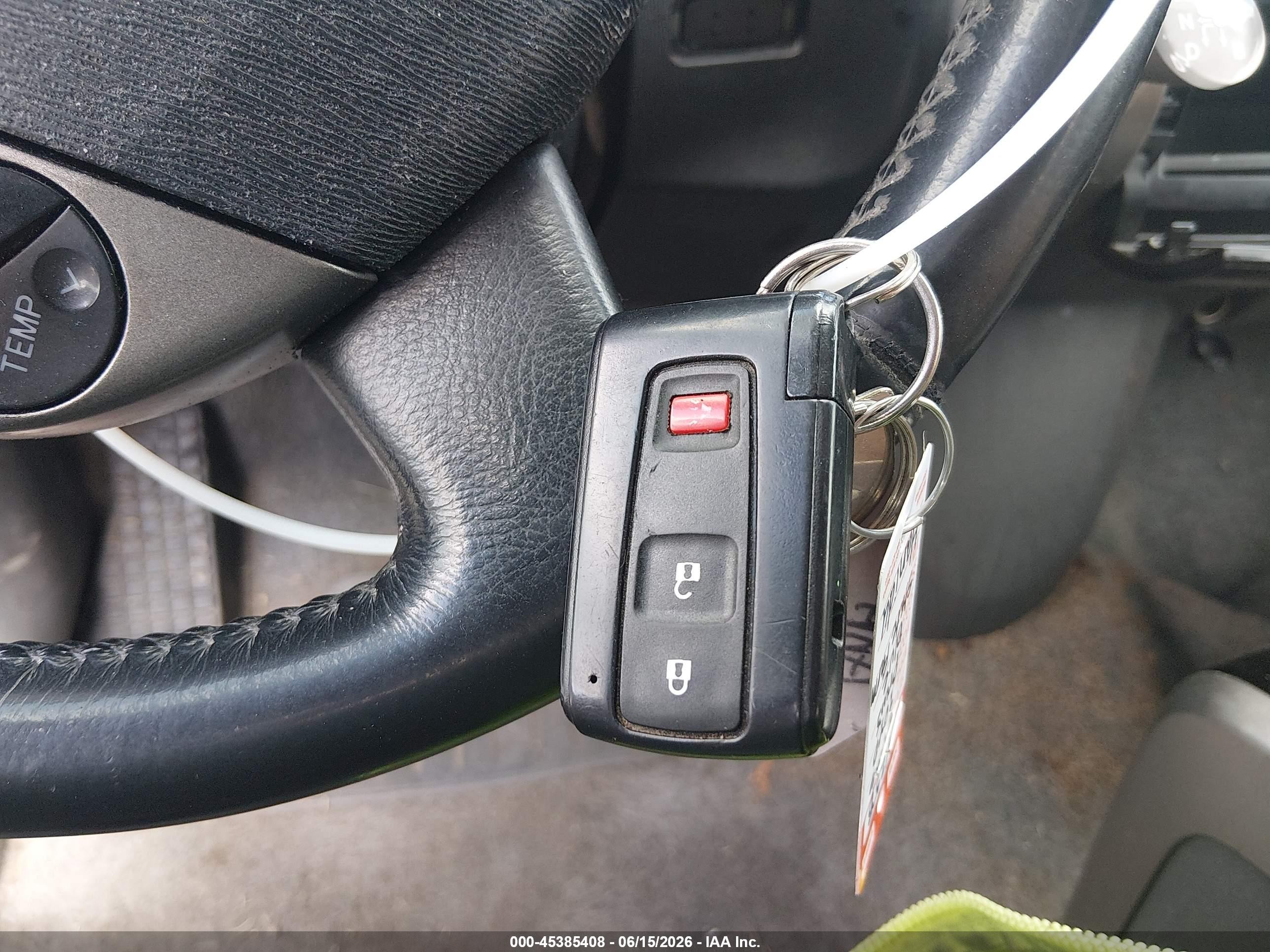 2006 Toyota Prius   Blue vin: JTDKB20U867500568