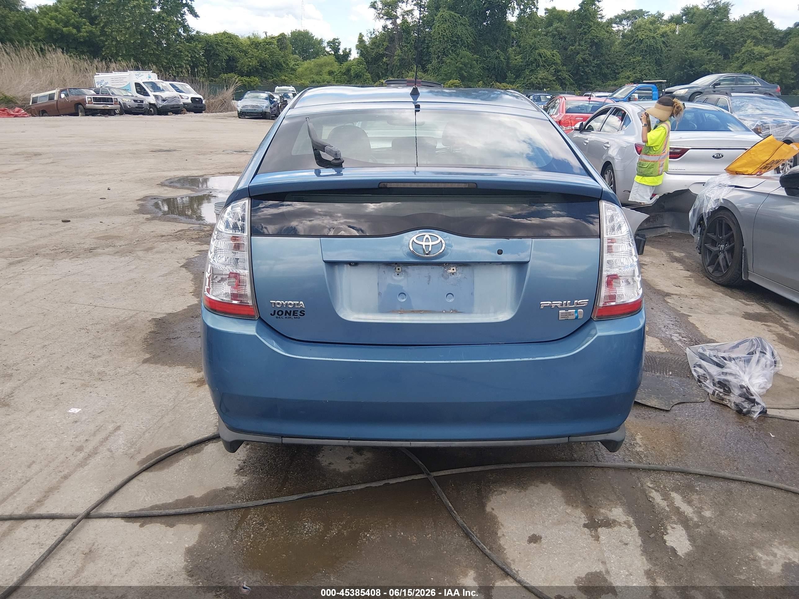 2006 Toyota Prius   Blue vin: JTDKB20U867500568