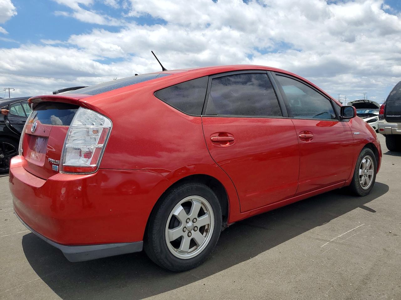 2006 Toyota Prius Base Red vin: JTDKB20U867504409