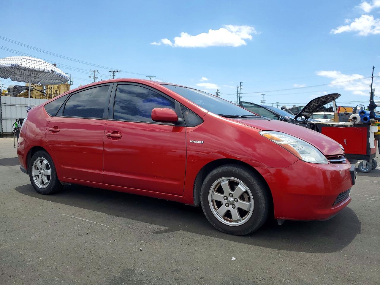 2006 Toyota Prius Base Red vin: JTDKB20U867504409