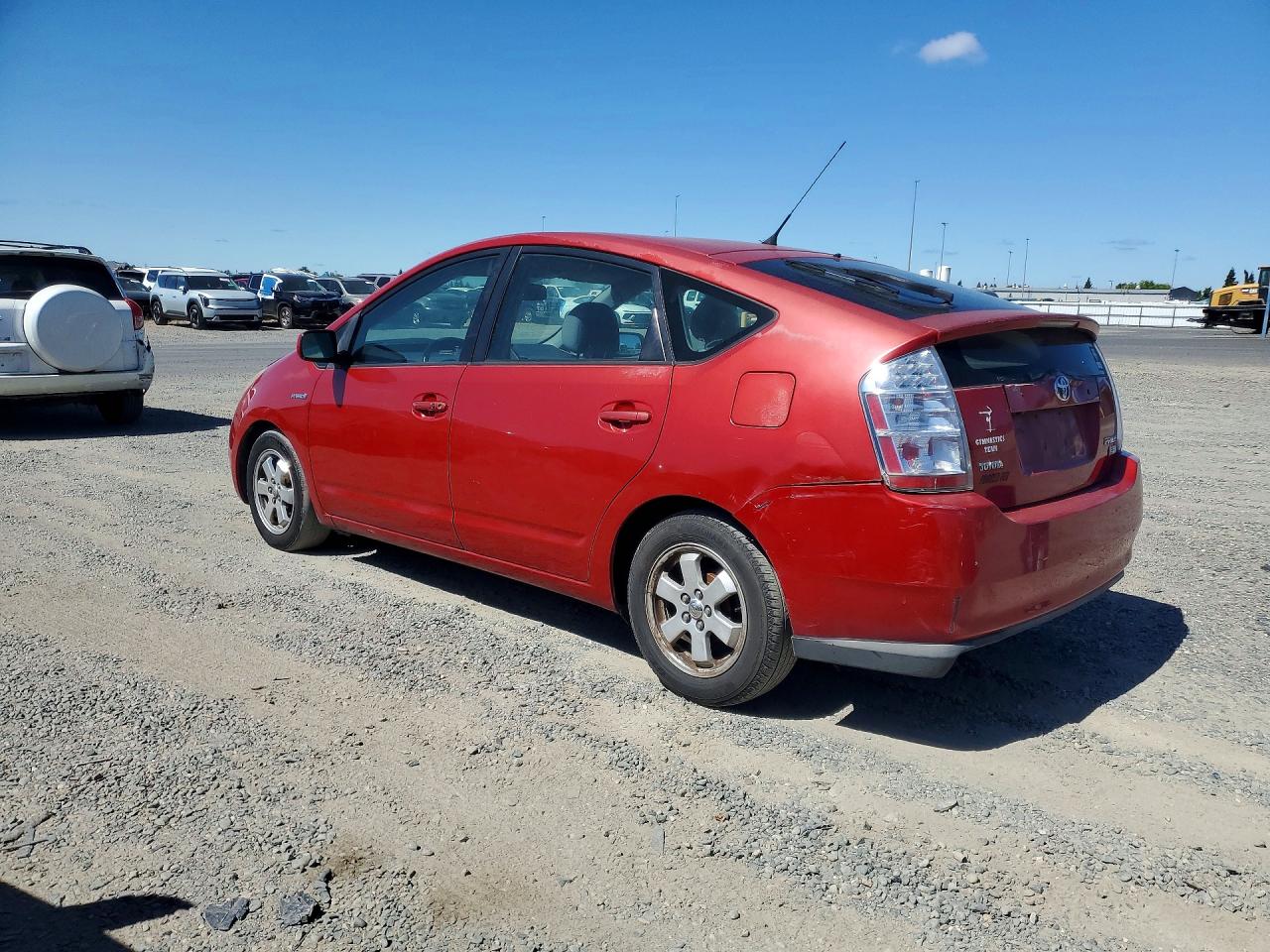 2006 Toyota Prius Base Red vin: JTDKB20U867517631
