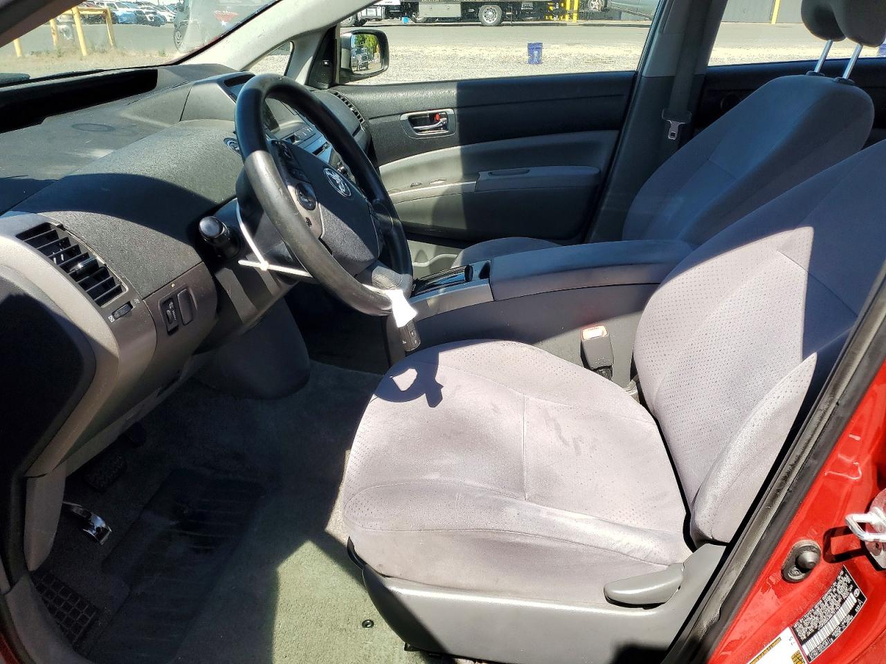 2006 Toyota Prius Base Red vin: JTDKB20U867517631