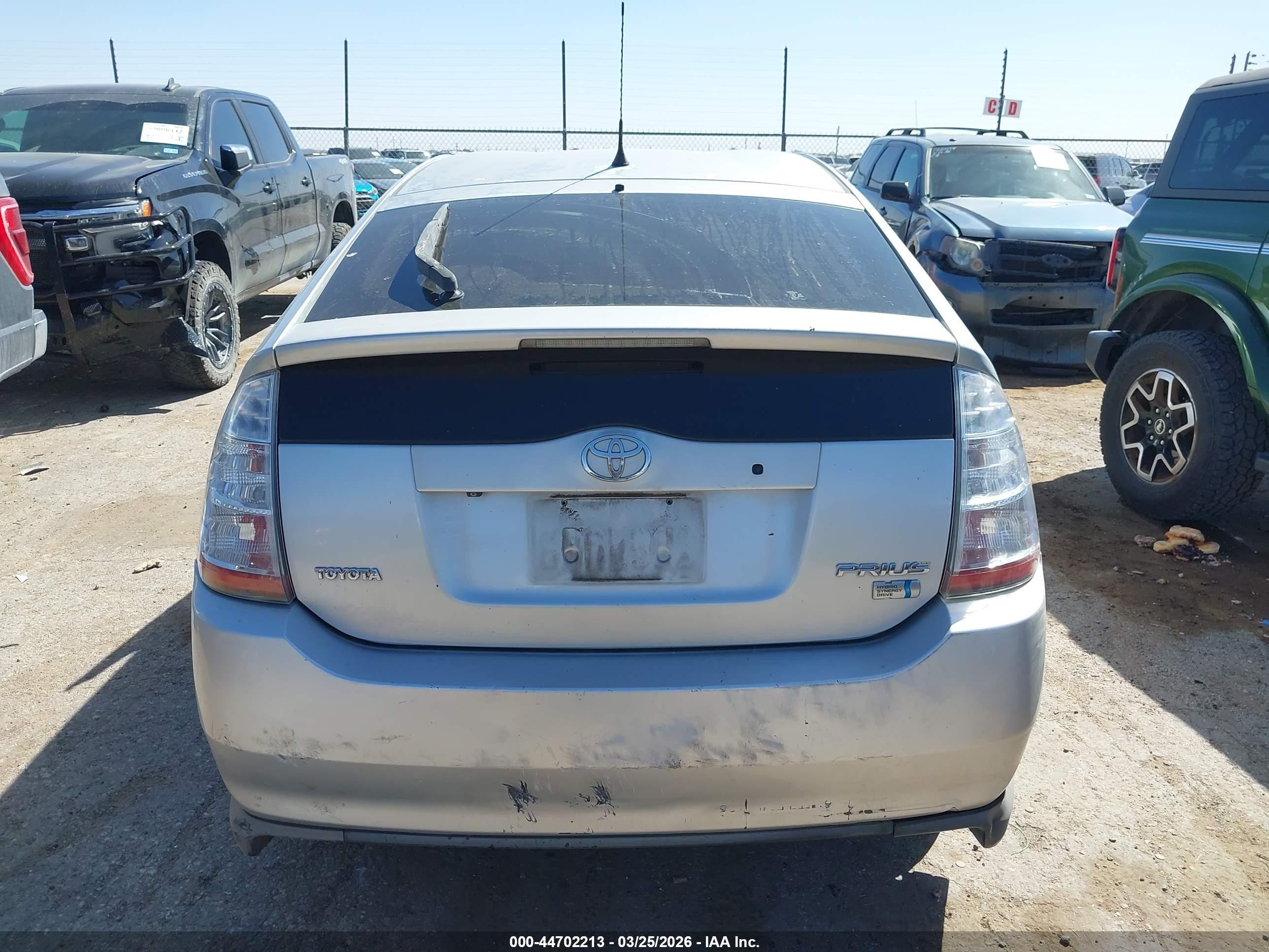 2006 Toyota Prius   Silver vin: JTDKB20U867533649