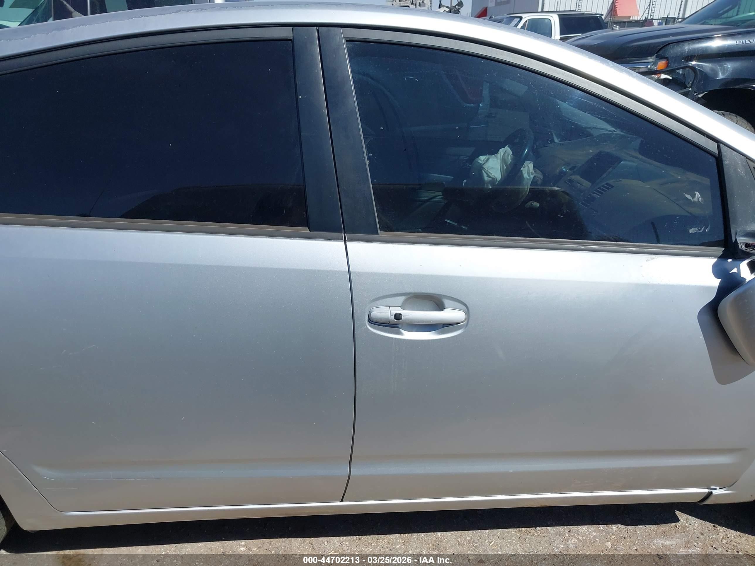 2006 Toyota Prius   Silver vin: JTDKB20U867533649