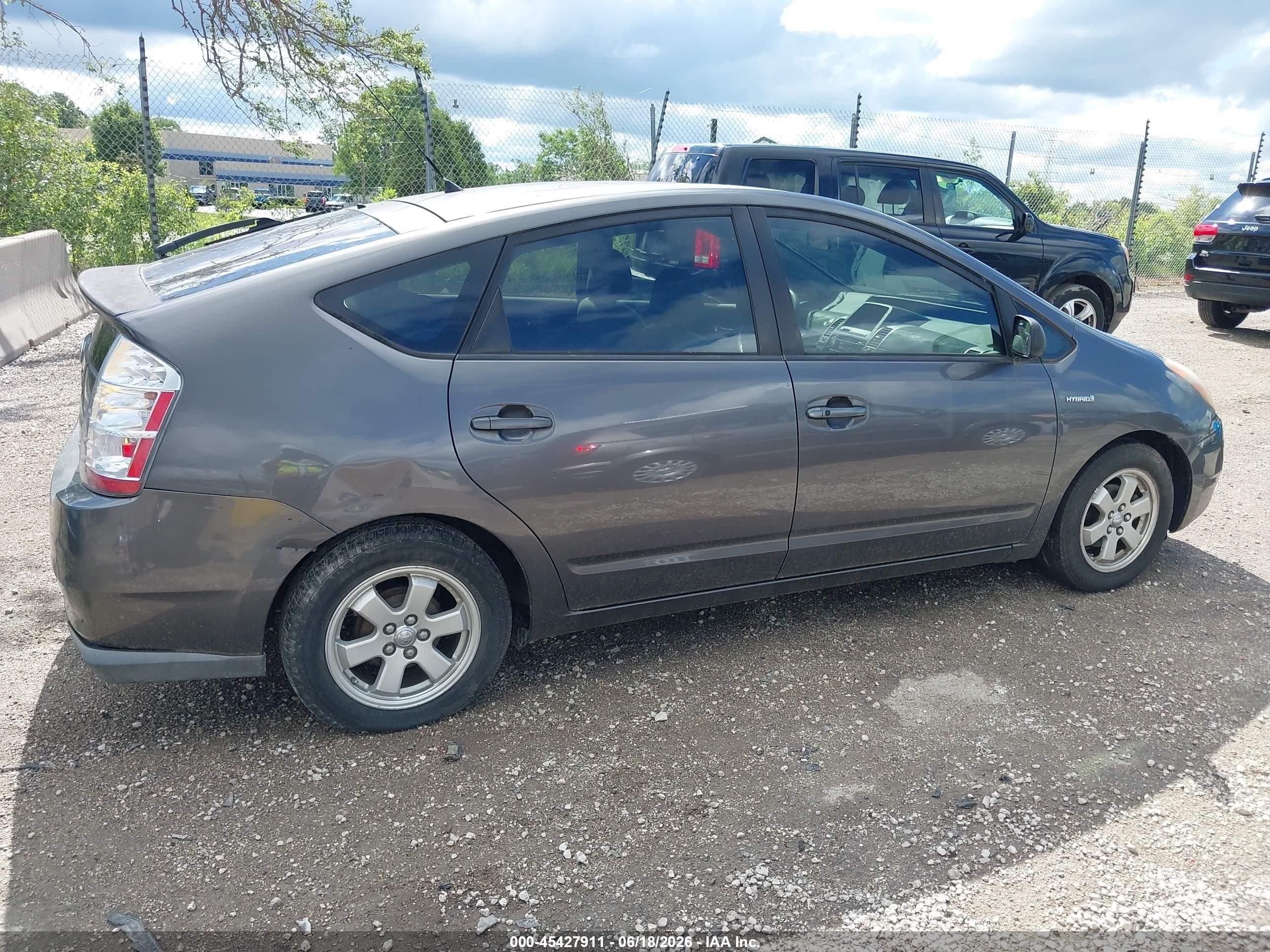 2007 Toyota Prius   Gray vin: JTDKB20U873209027