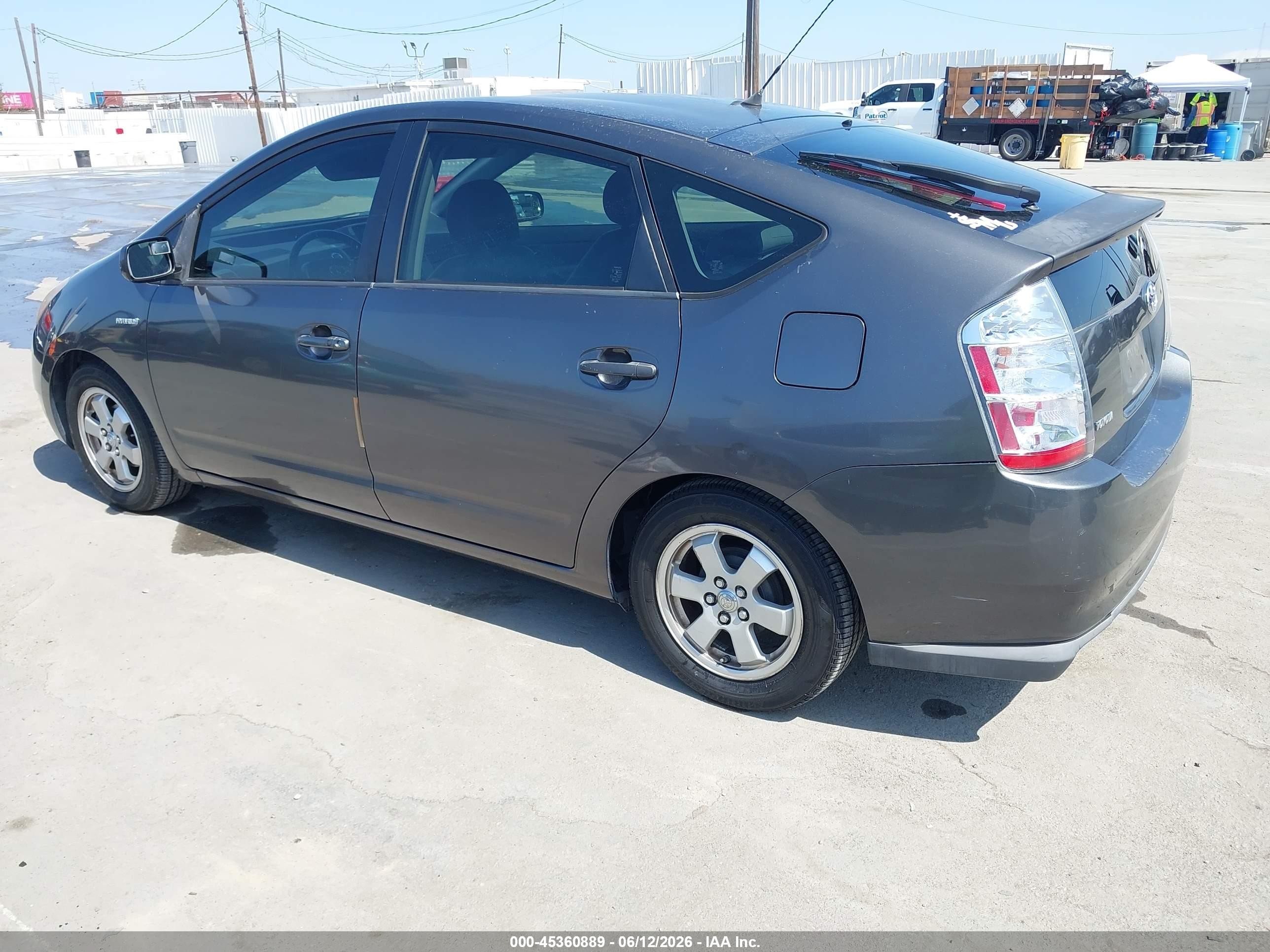 2007 Toyota Prius   Серый vin: JTDKB20U873218374