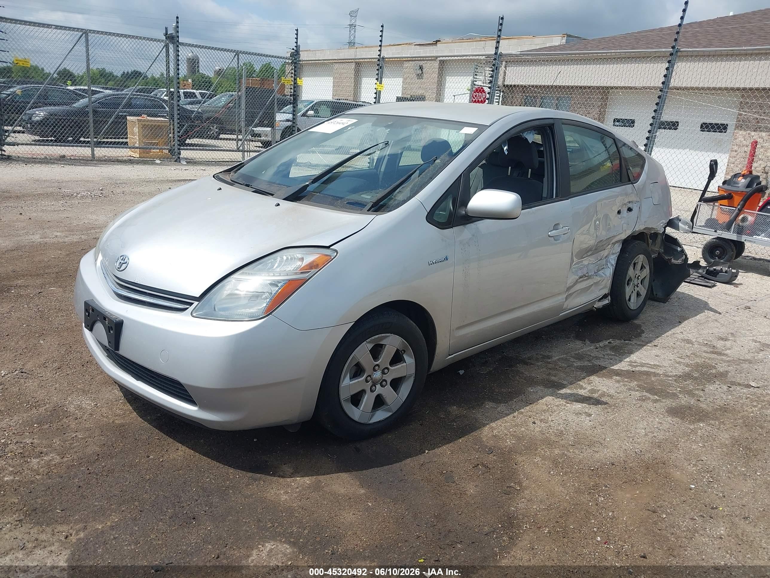 2007 Toyota Prius   Silver vin: JTDKB20U873235319