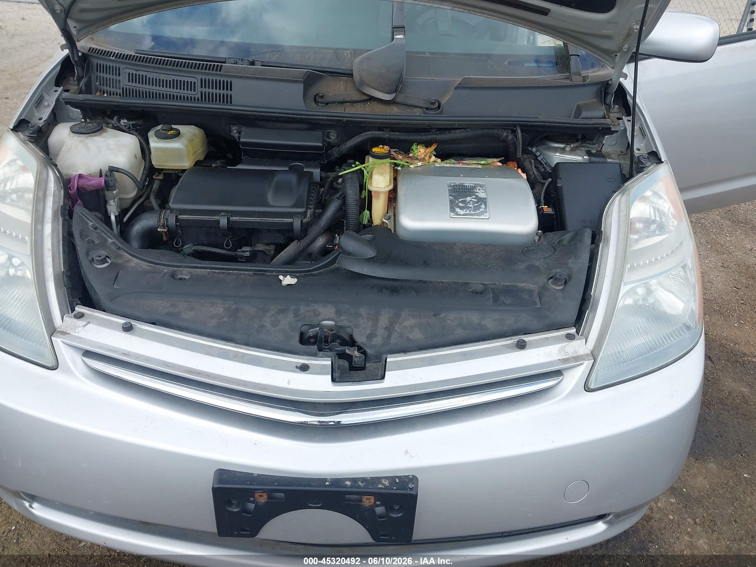 2007 Toyota Prius   Silver vin: JTDKB20U873235319