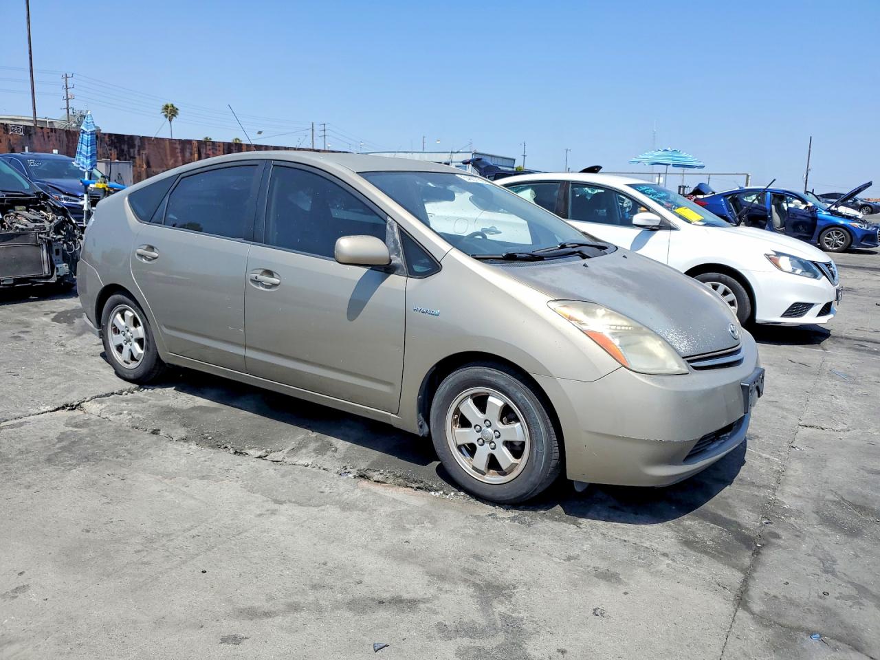 2007 Toyota Prius Base Beige vin: JTDKB20U873244618