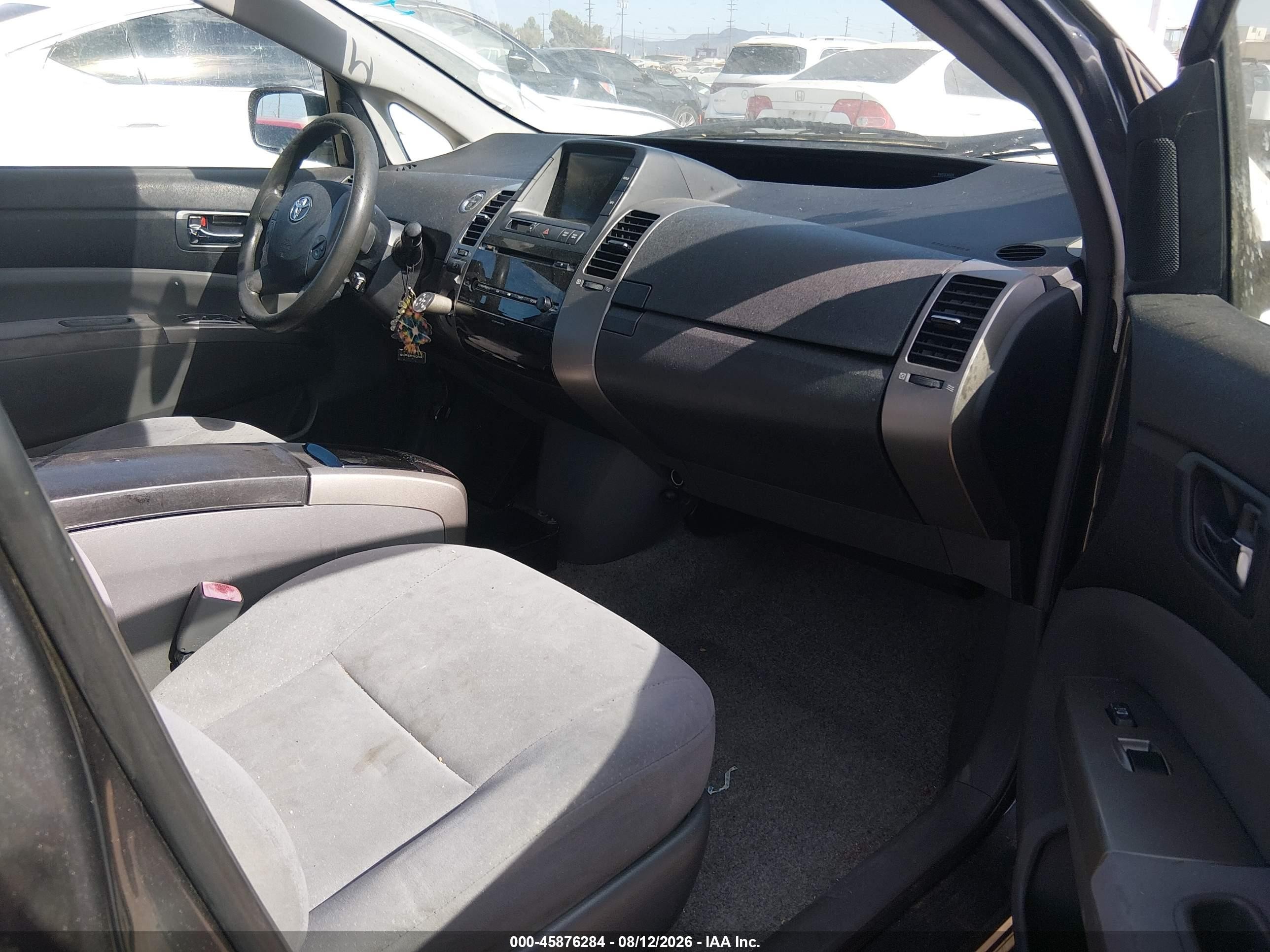 2007 Toyota Prius   Белый vin: JTDKB20U873270474