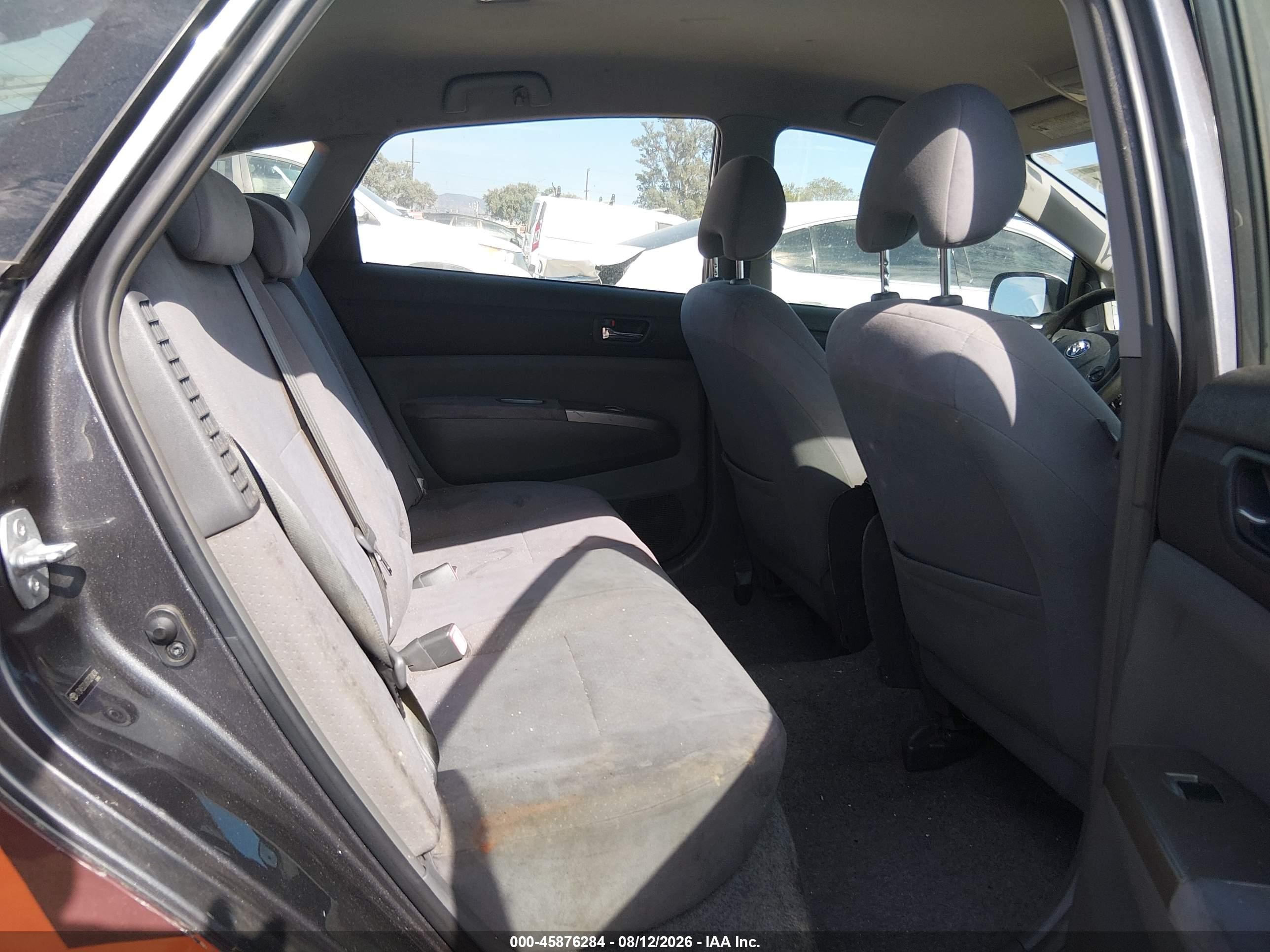 2007 Toyota Prius   Белый vin: JTDKB20U873270474