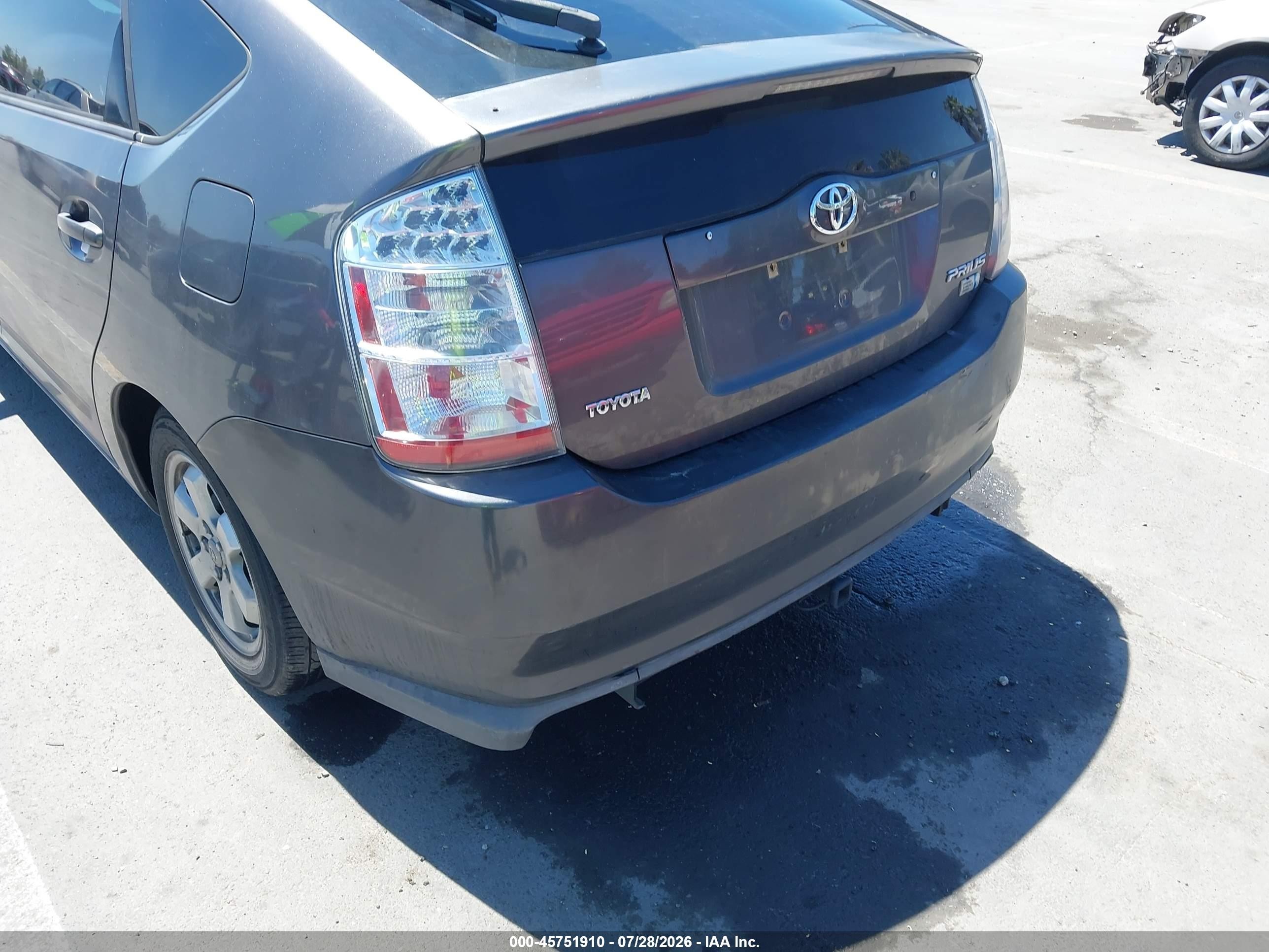2007 Toyota Prius   Gray vin: JTDKB20U873271981