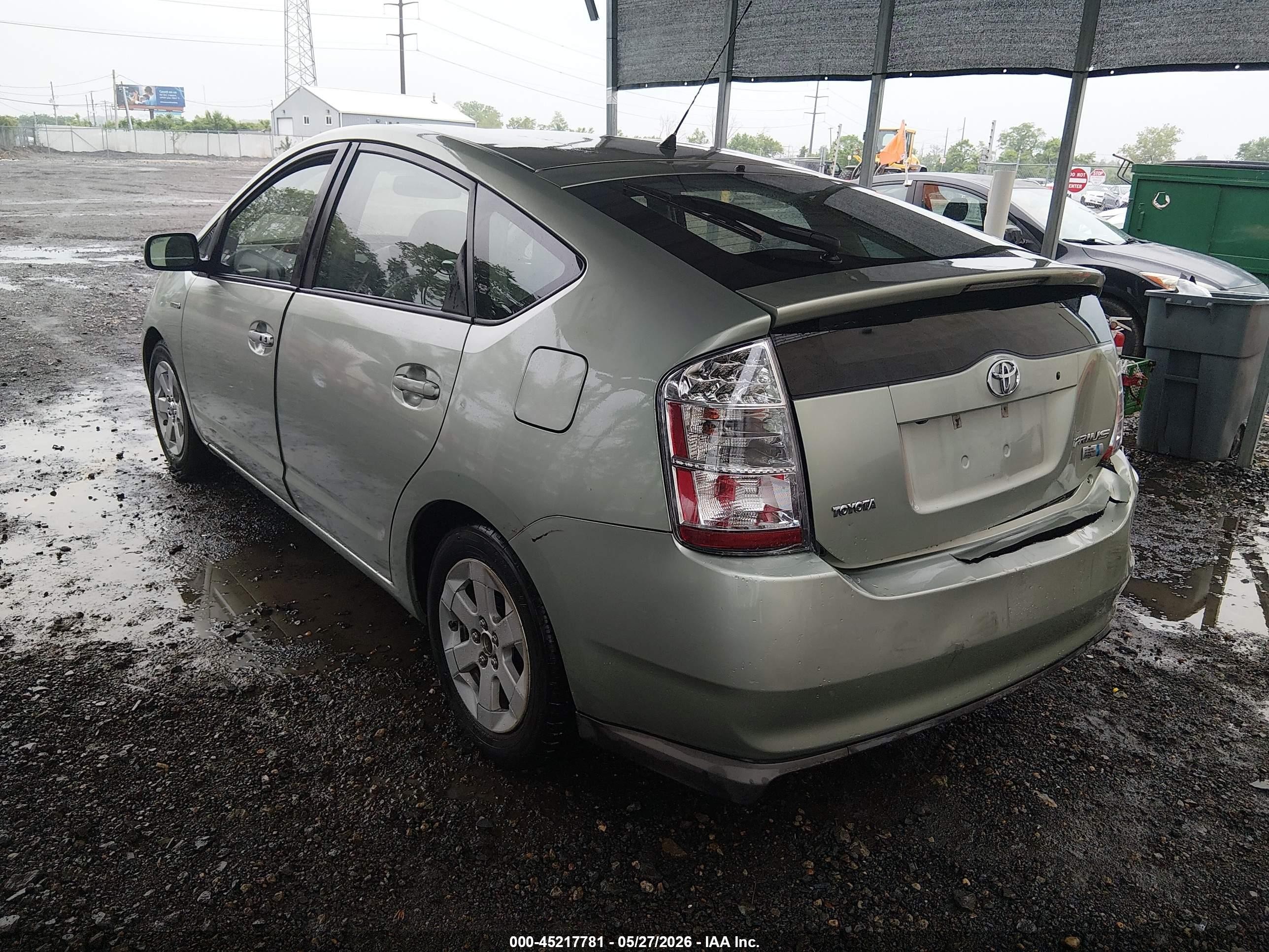 2007 Toyota Prius   Серебряный vin: JTDKB20U873281135