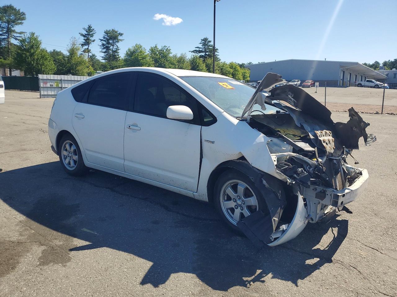 2007 Toyota Prius Base White vin: JTDKB20U873281393